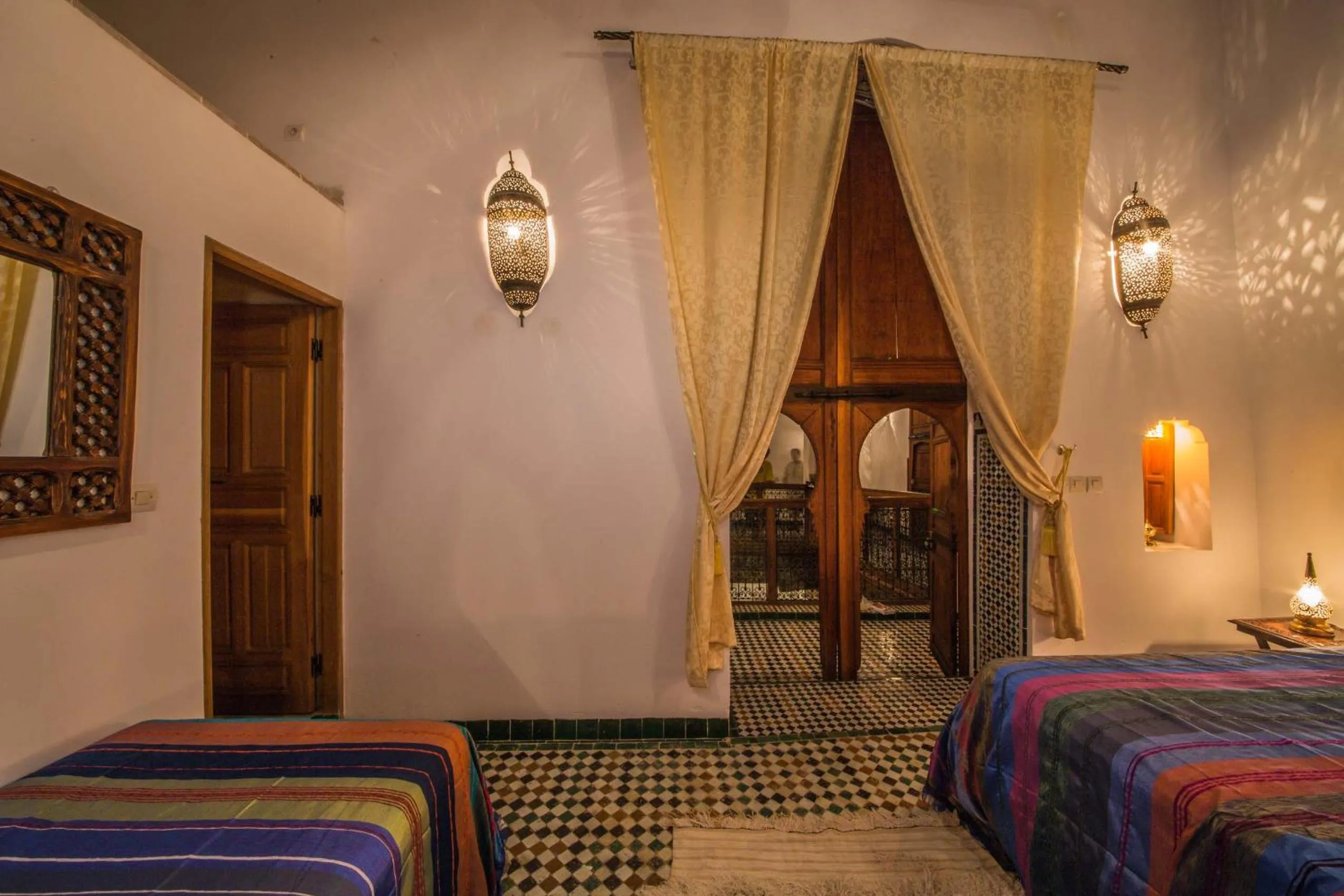 Property building, Bed in Riad Gzira Fez