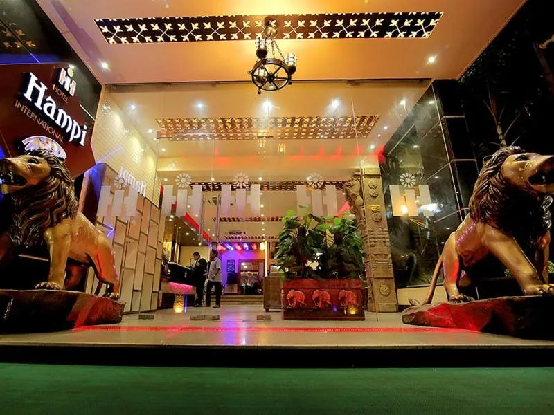 Facade/entrance in Hotel Hampi International