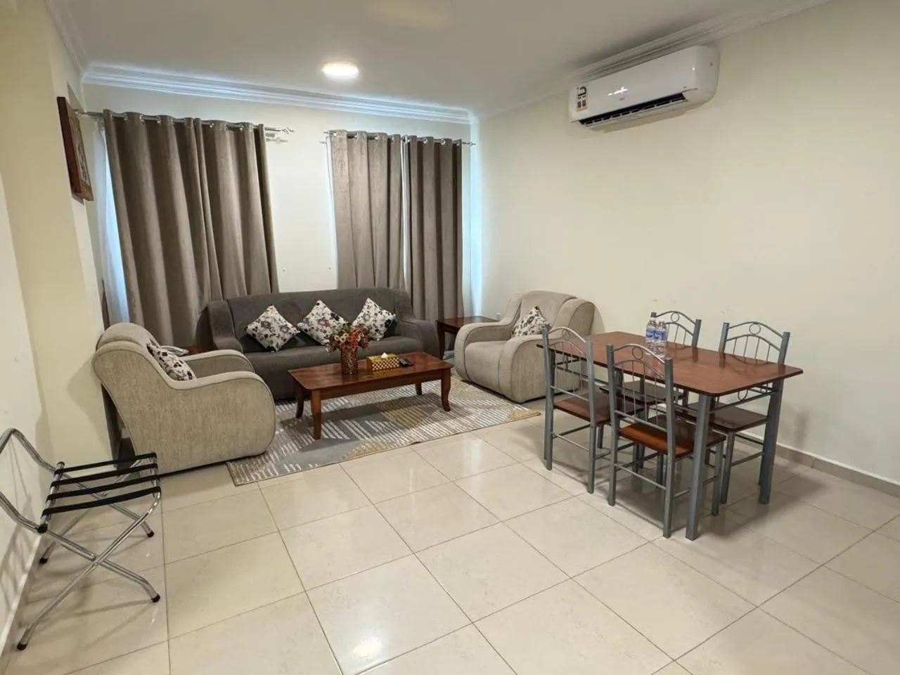 Al Murooj Hotel Apartments