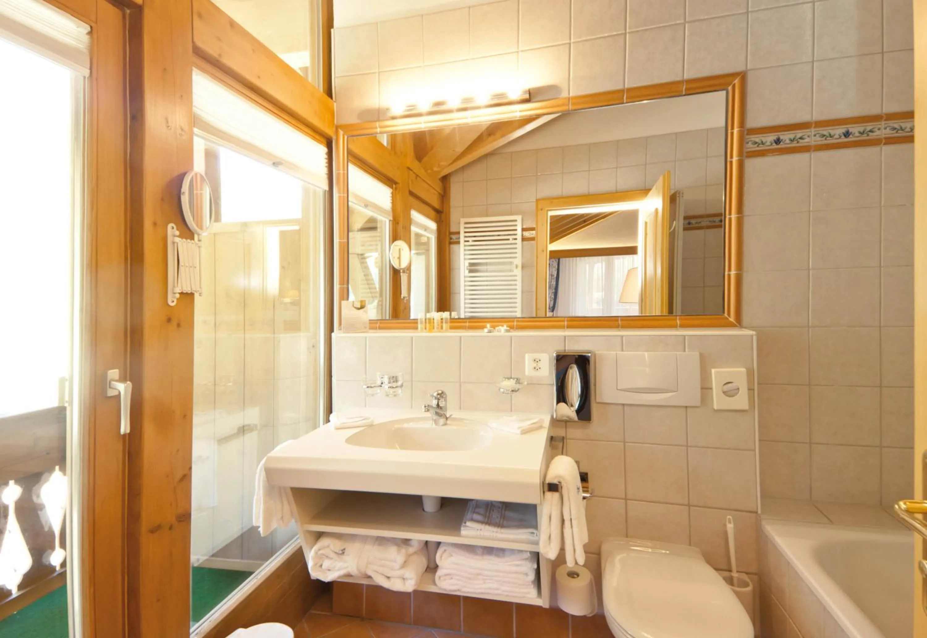 Bathroom in Waldpark Hotel Garni