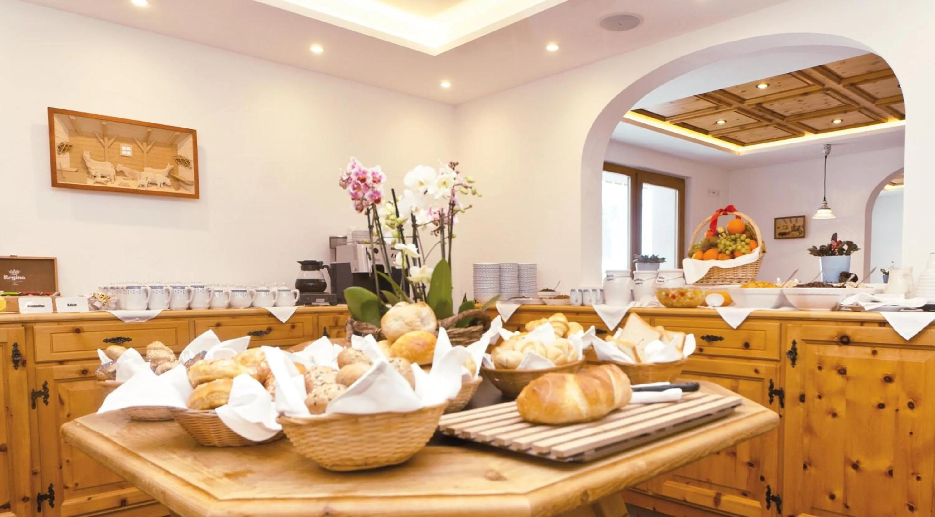 Buffet breakfast in Waldpark Hotel Garni