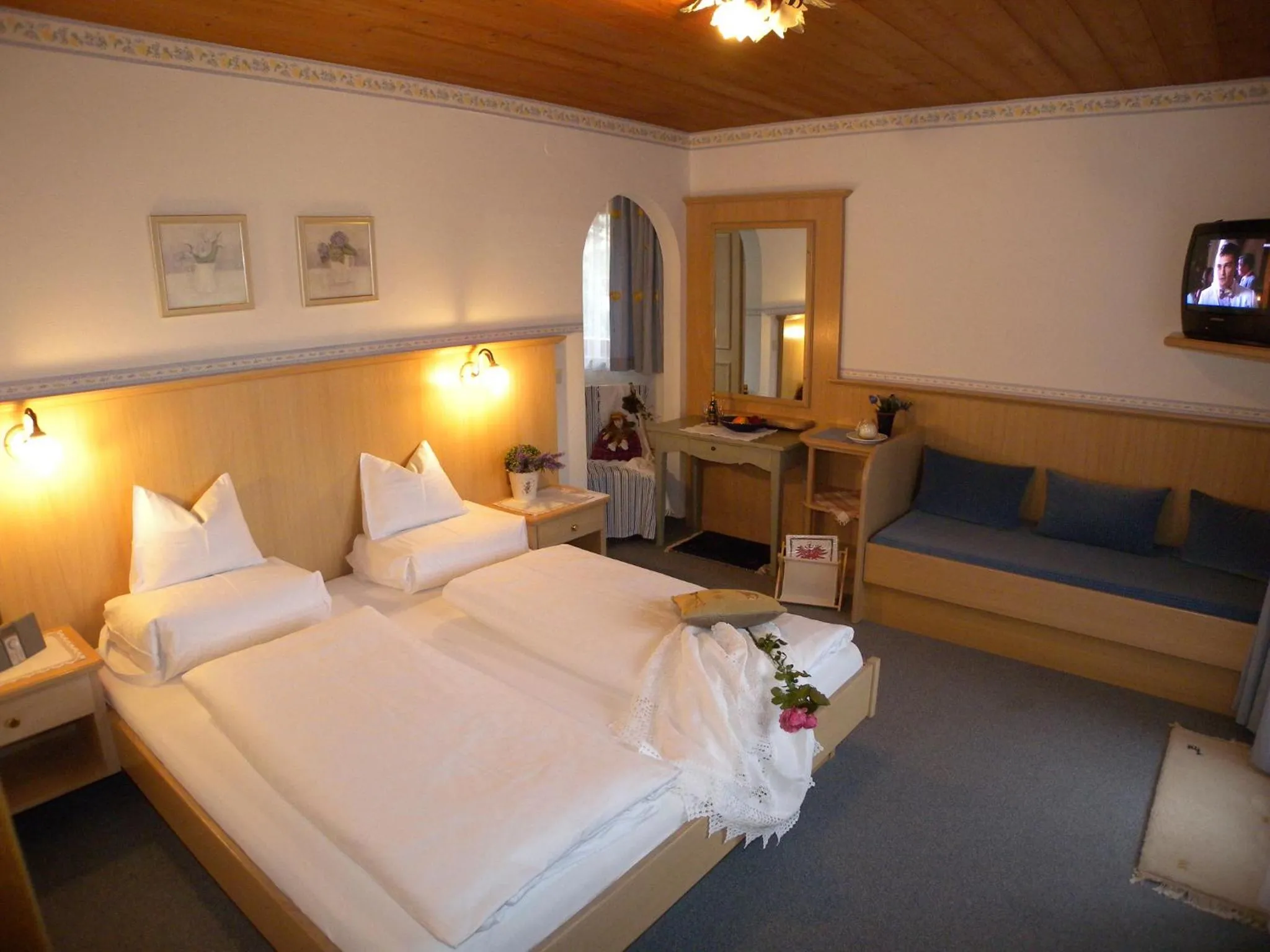 Photo of the whole room, Bed in Landhaus Dengg