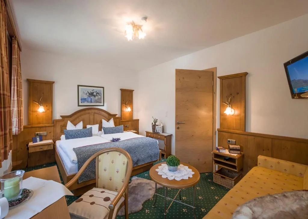 Photo of the whole room, Bed in Landhaus Dengg