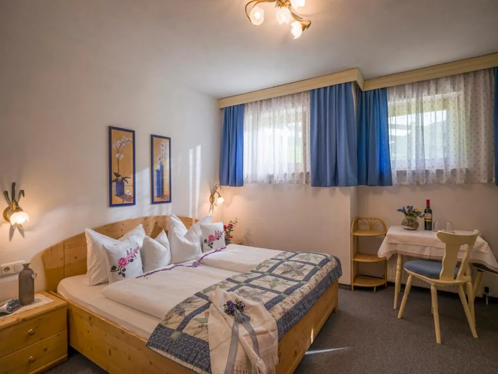 Photo of the whole room, Bed in Landhaus Dengg