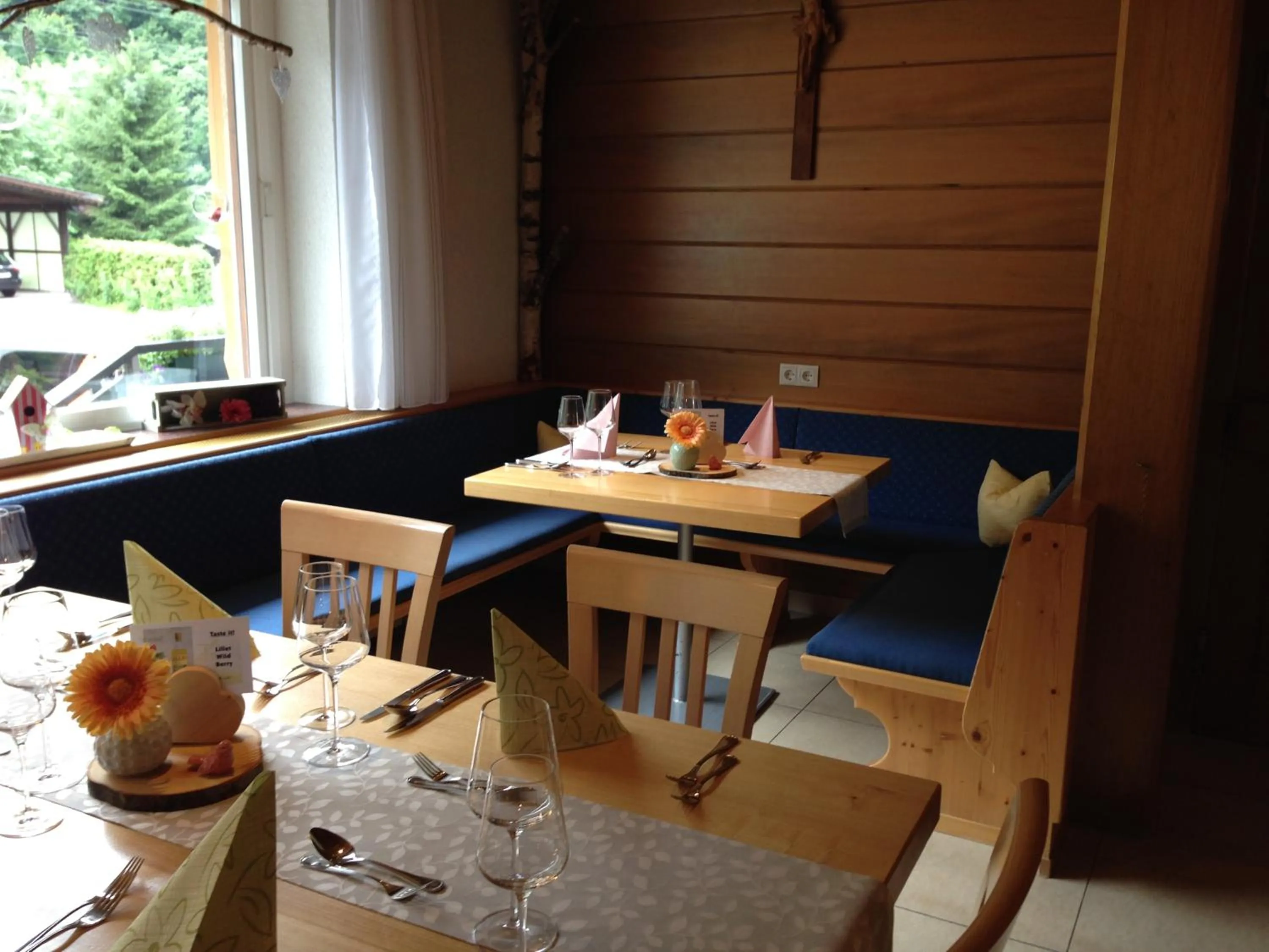 Restaurant/places to eat in Hotel Zerres