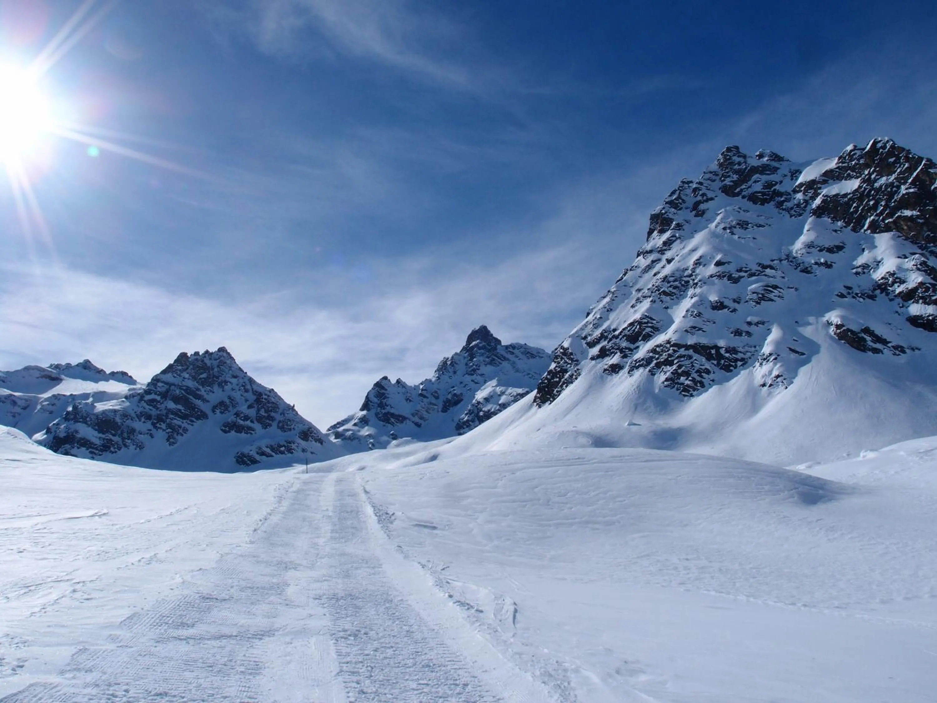 Skiing in Hotel Zerres