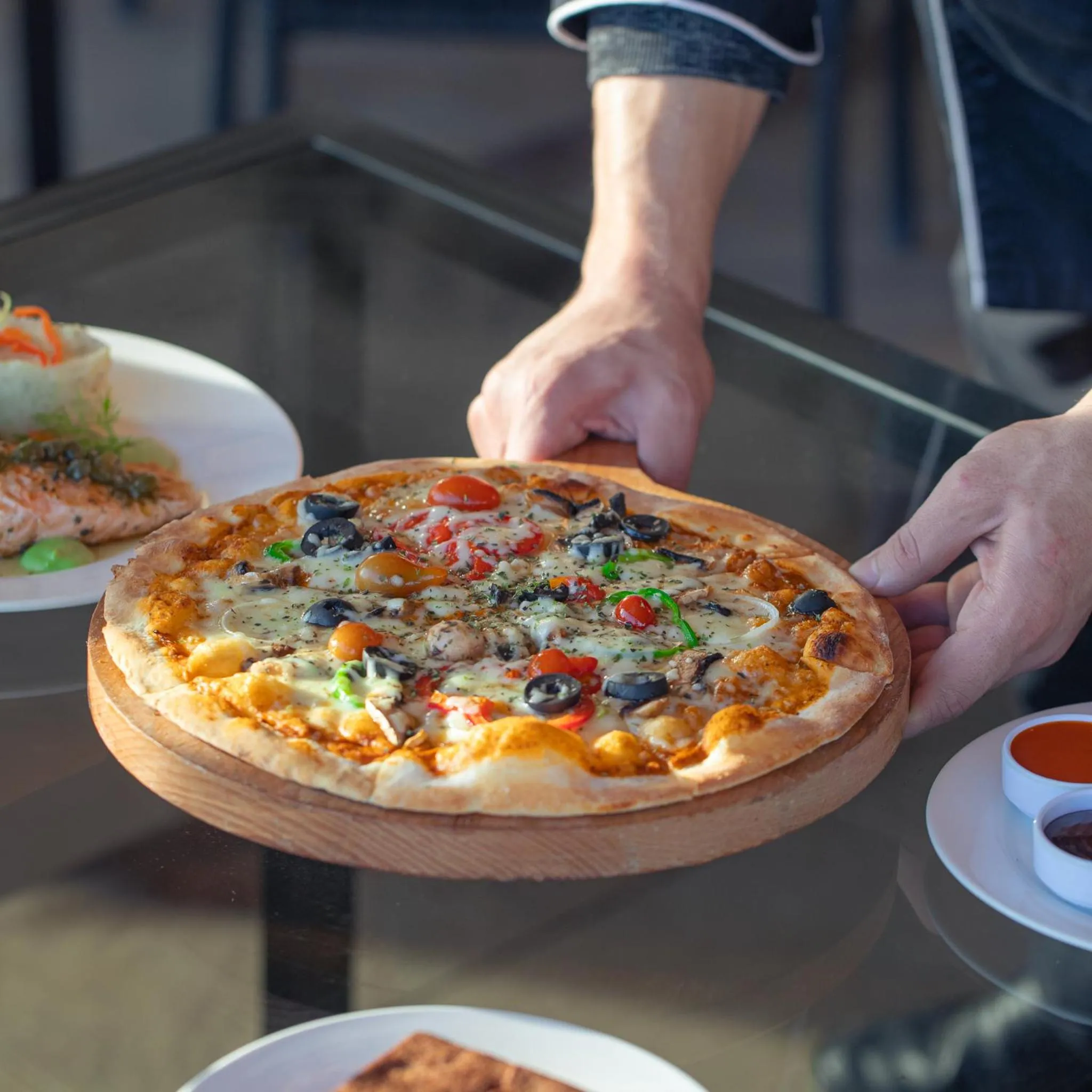 Restaurant/places to eat in Retaj Hotel