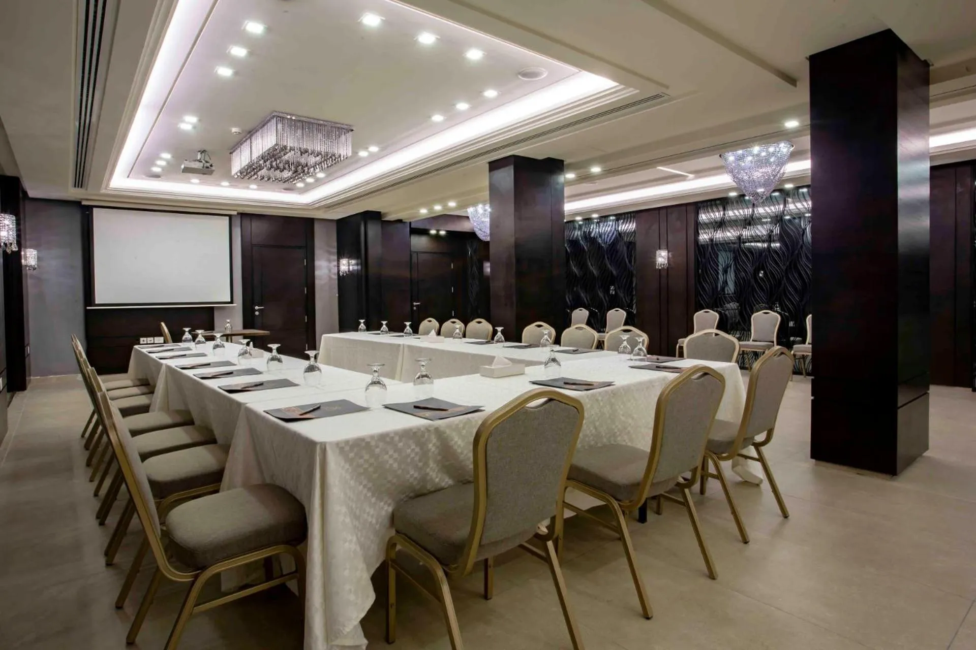 Banquet/Function facilities in Retaj Hotel