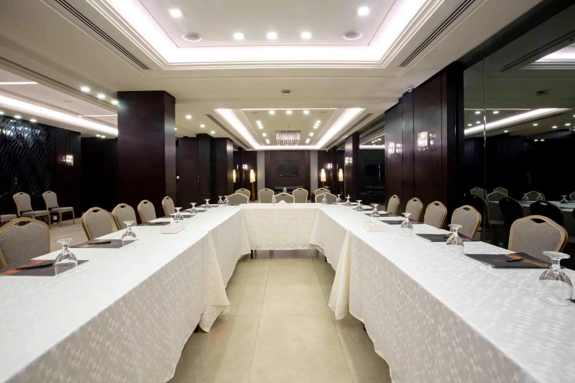 Meeting/conference room in Retaj Hotel