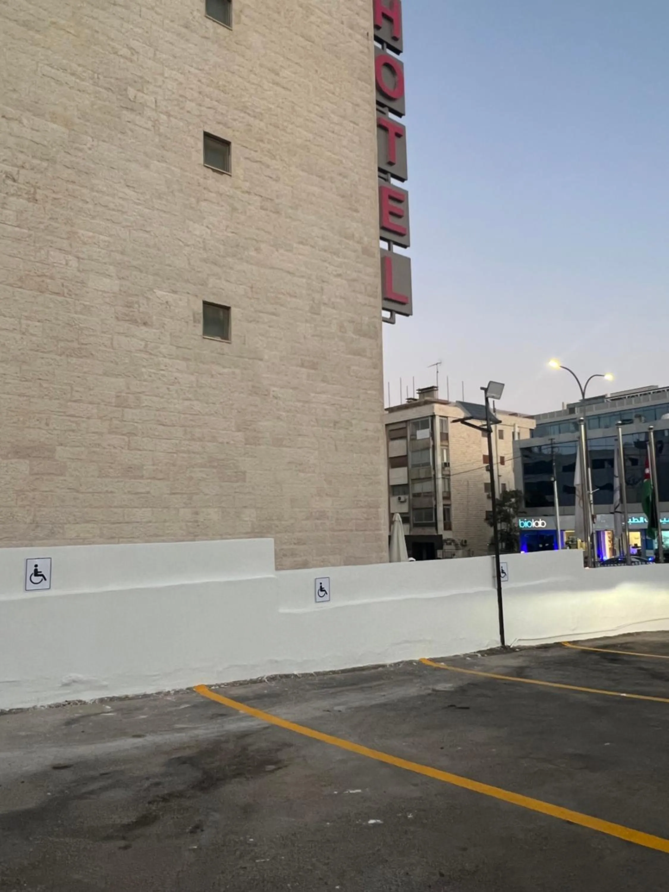 Parking in Retaj Hotel