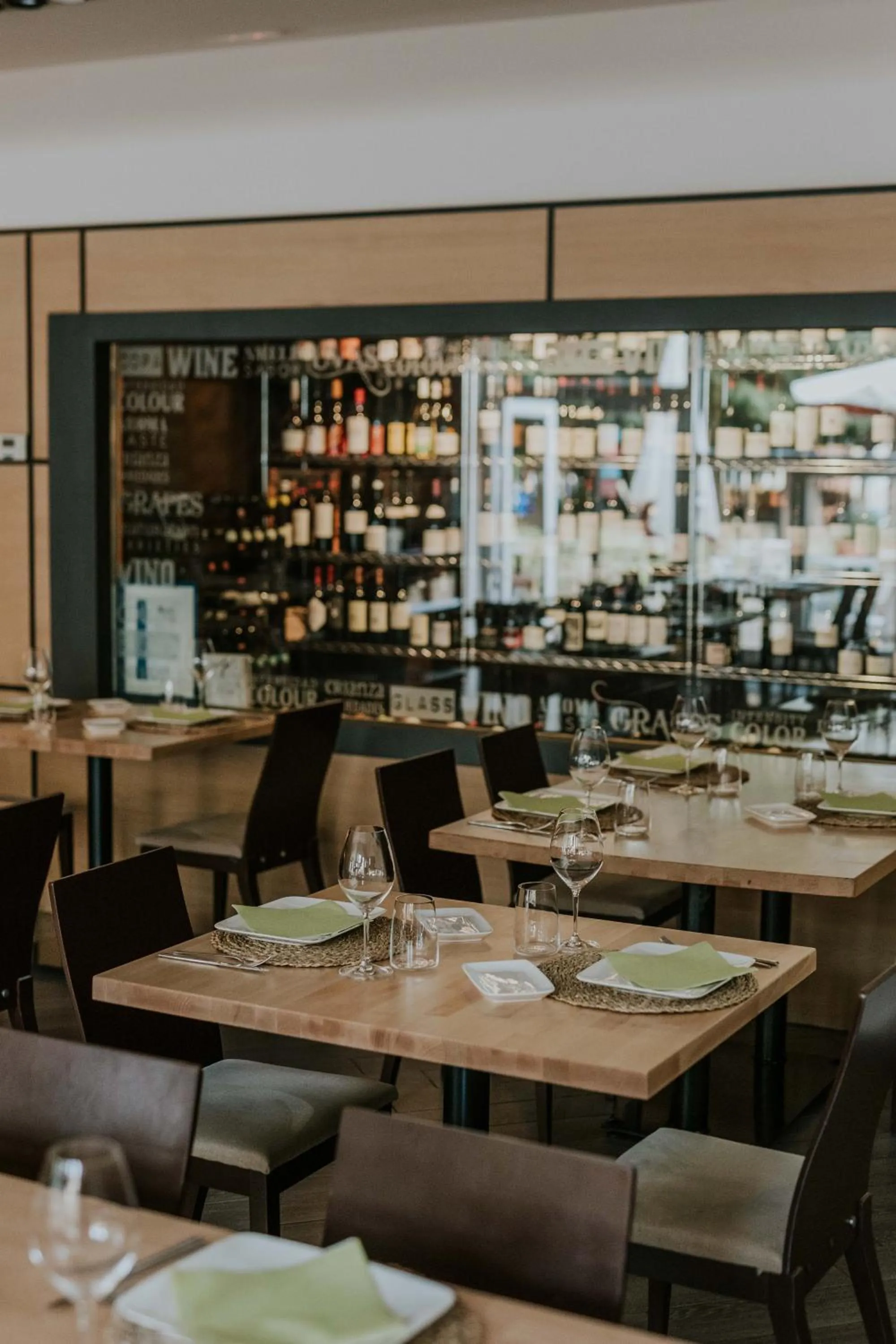 Restaurant/places to eat in Hotel Arrope