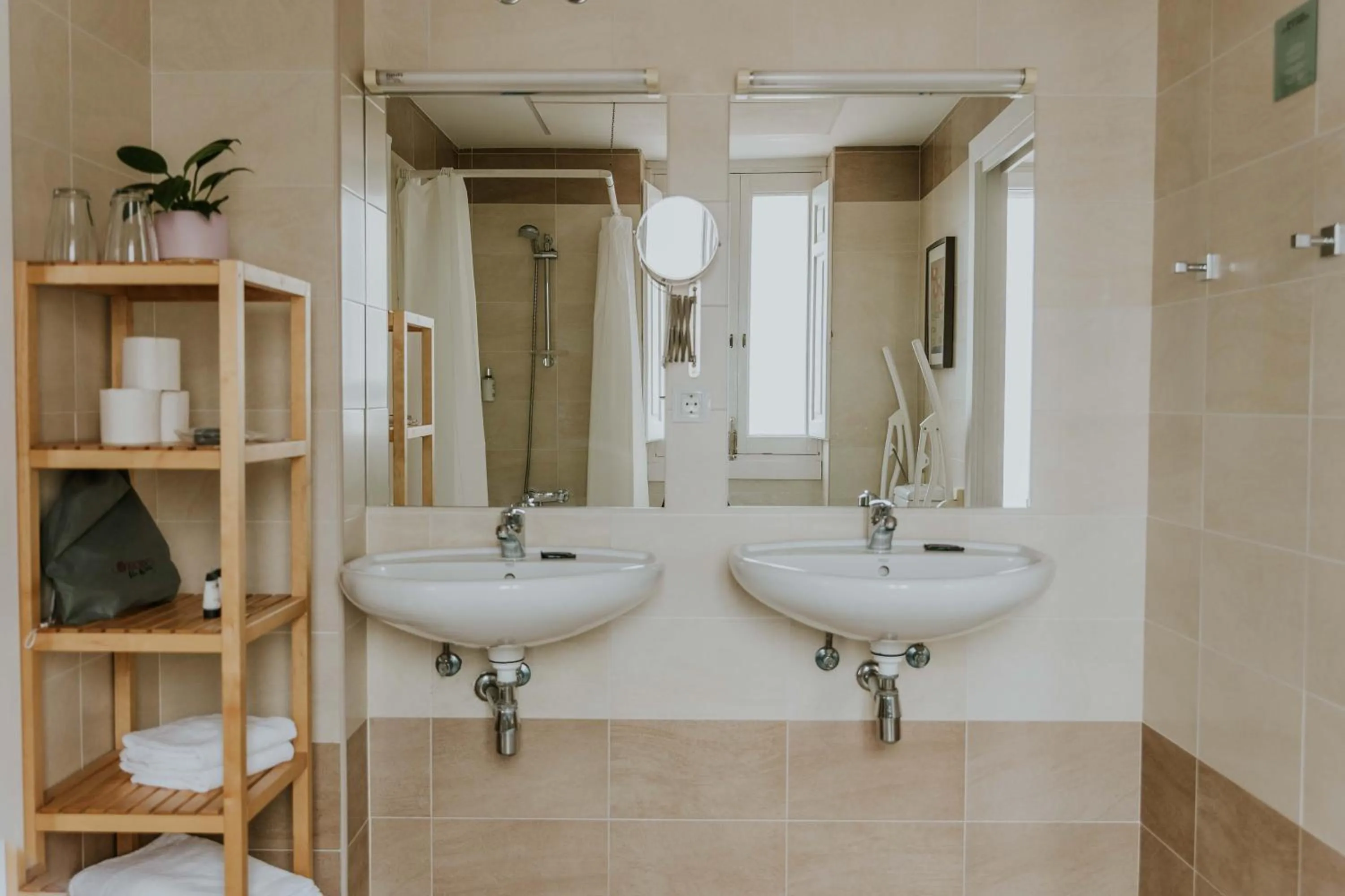 Bathroom in Hotel Arrope
