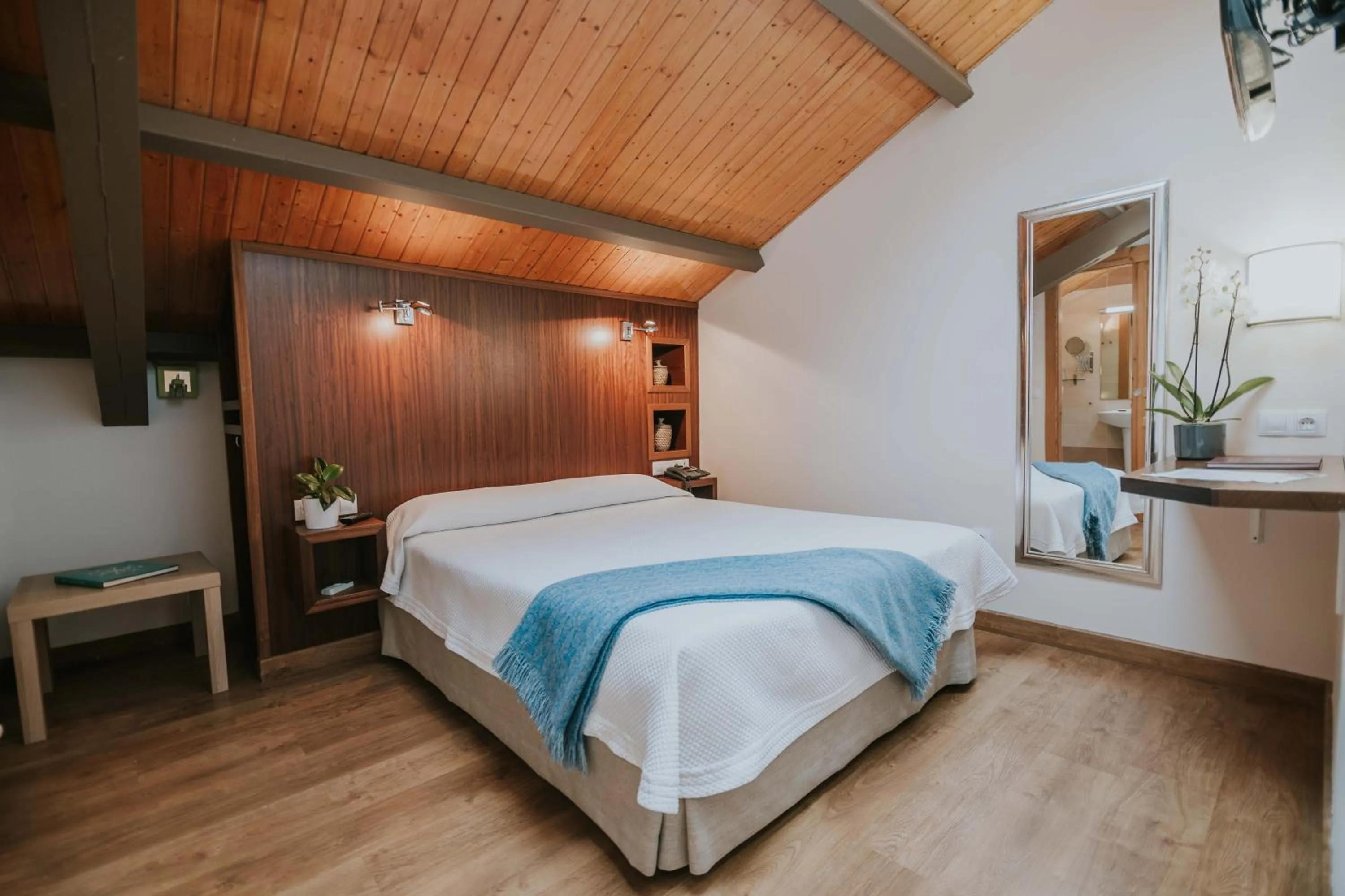 Photo of the whole room, Bed in Hotel Arrope