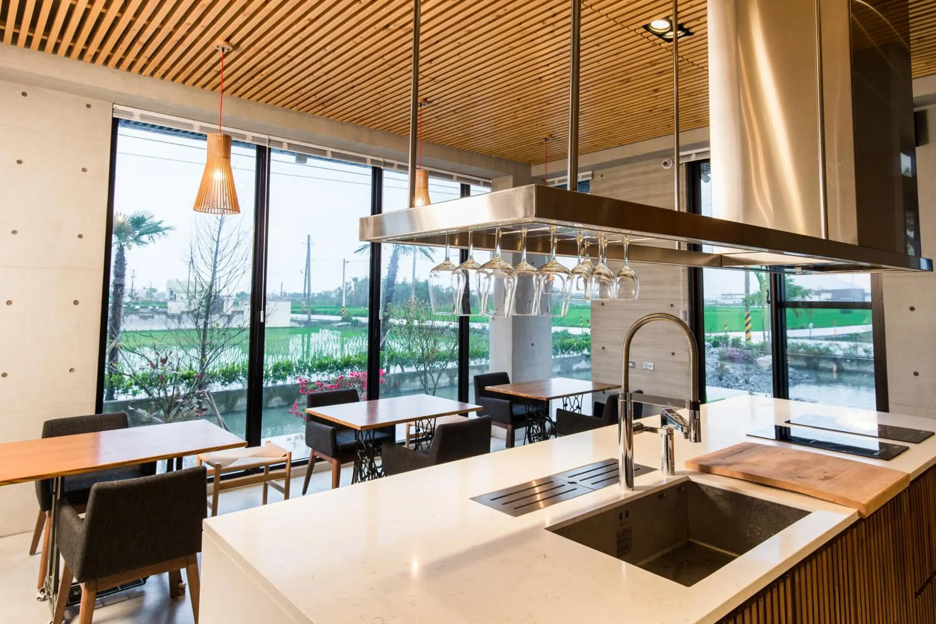 Deluxe Double Room with Balcony in Island Sunrise Deluxe Double Room with Balcony in Island Sunrise