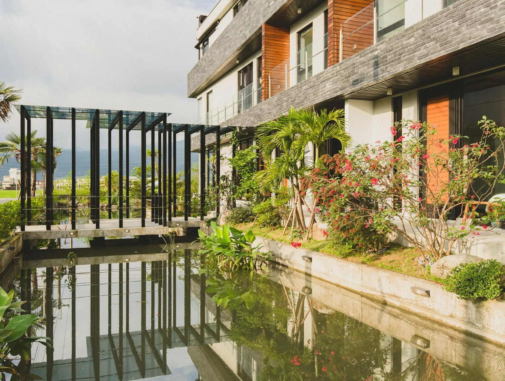 Garden view in Island Sunrise