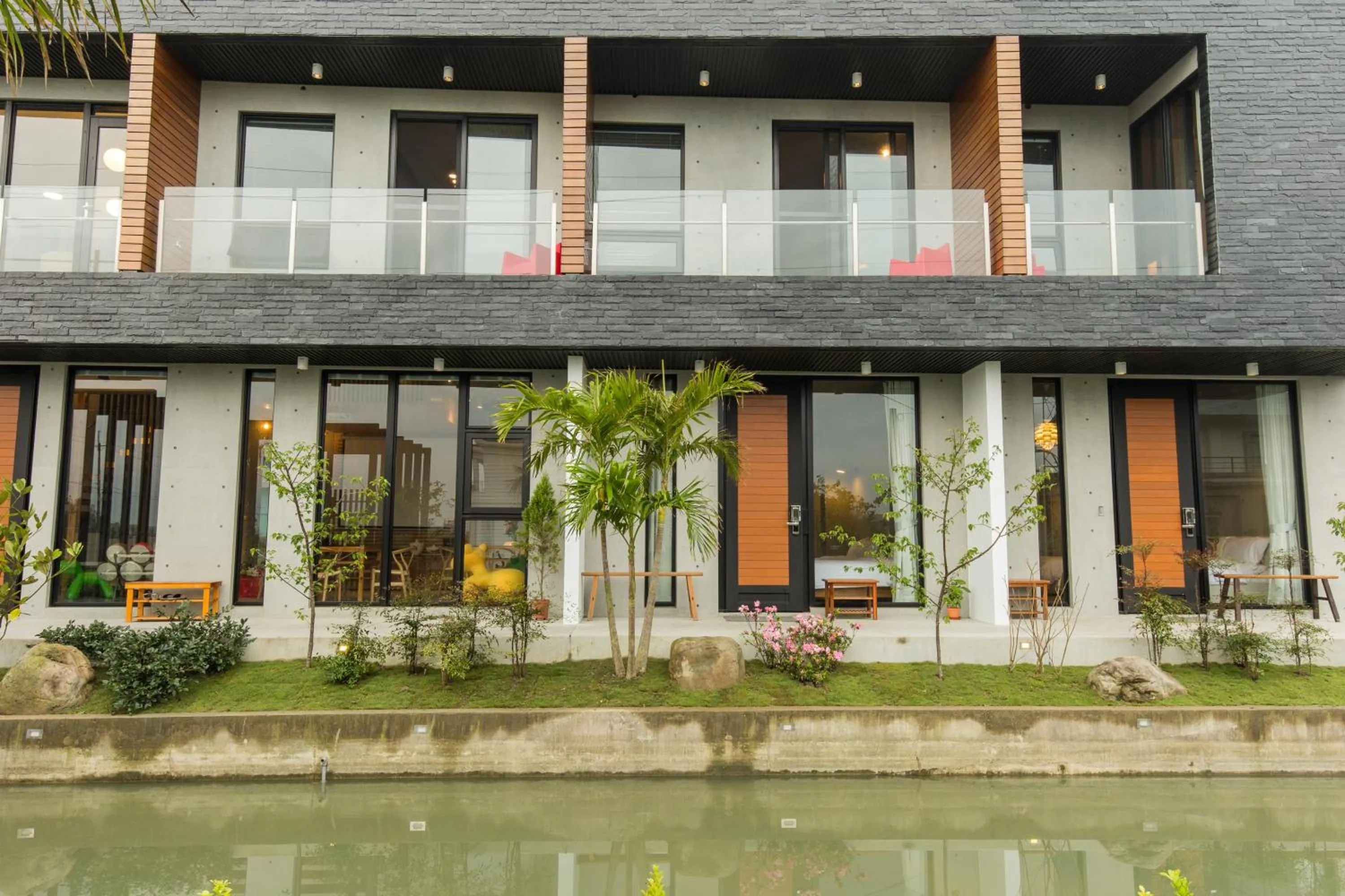 Property building in Island Sunrise