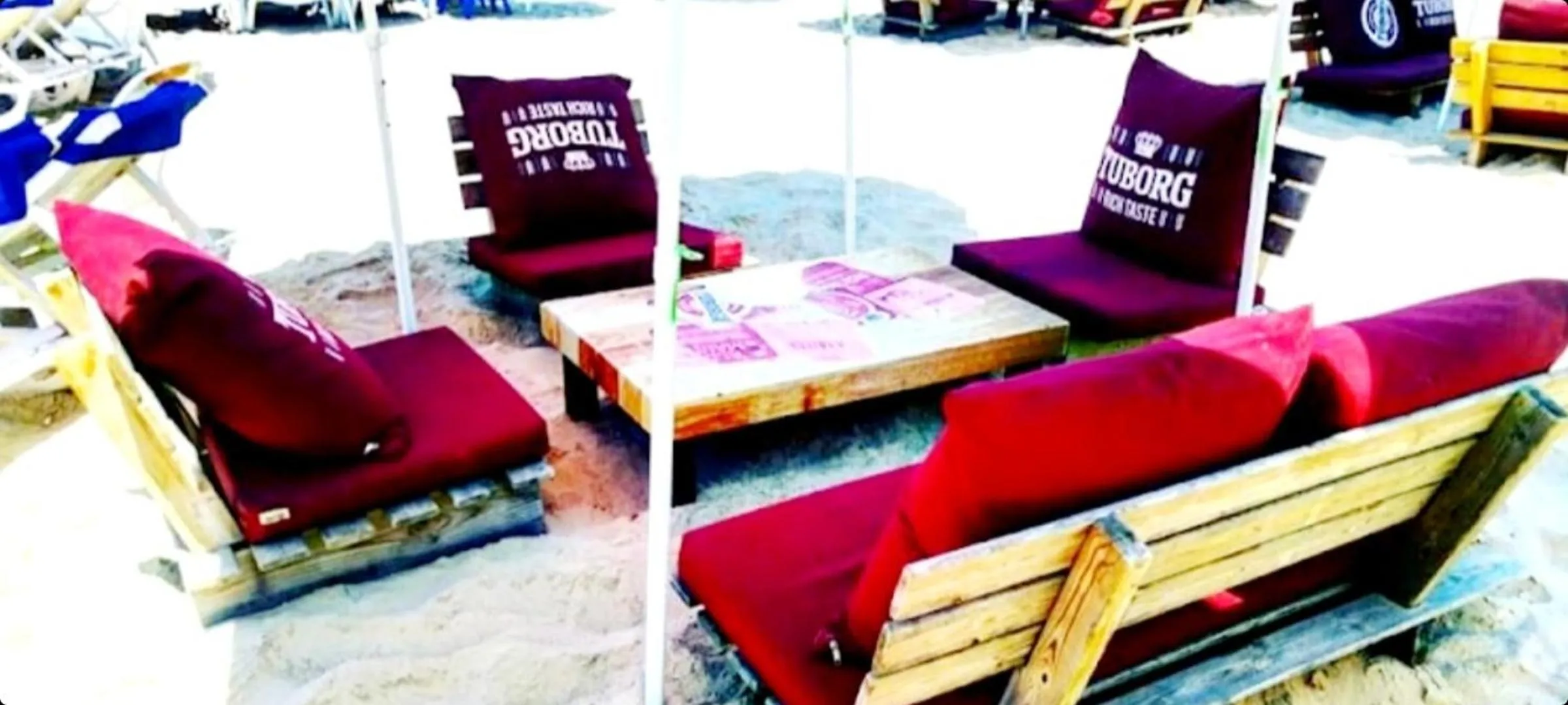 Restaurant/places to eat in 612 apartment on the beach