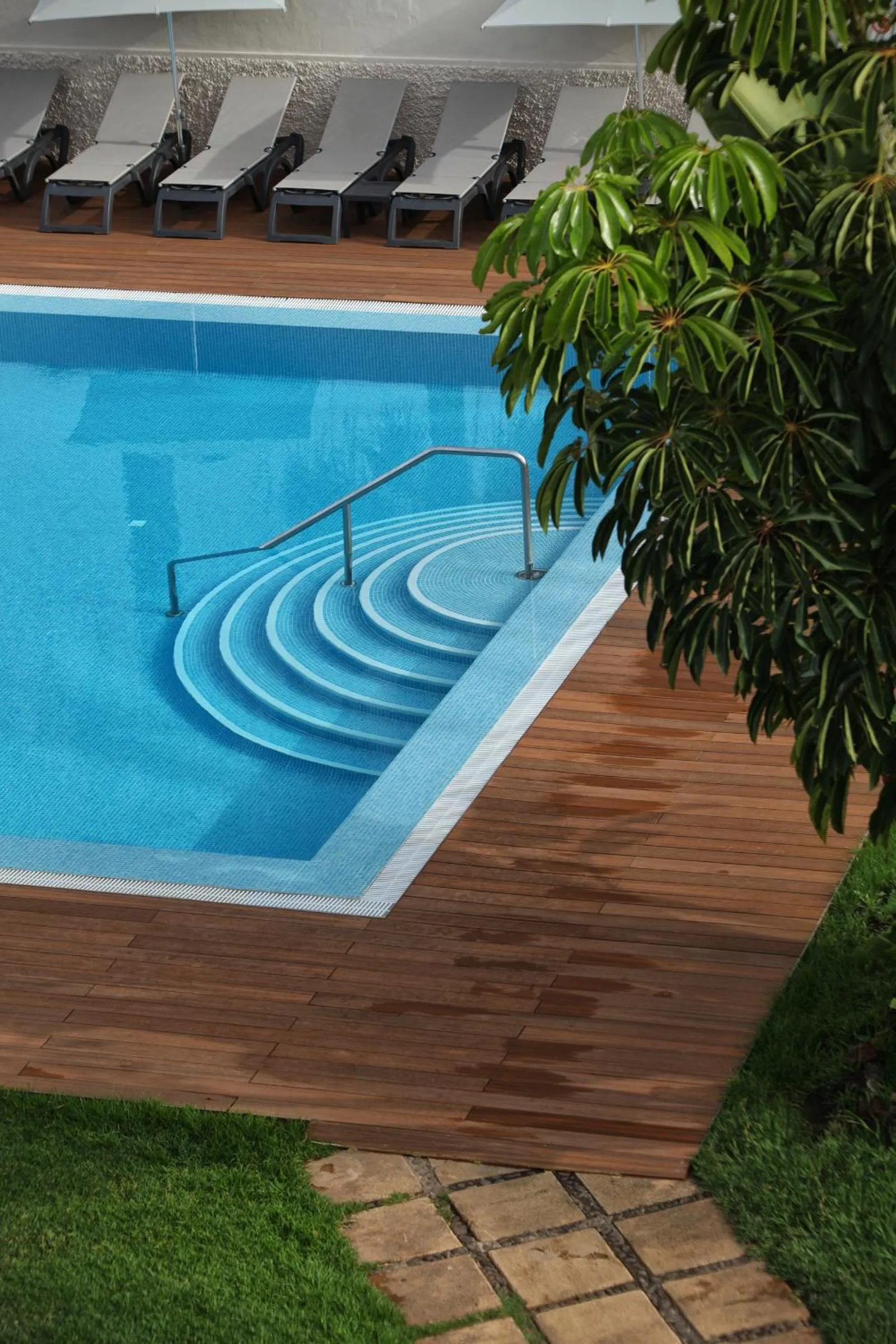 Swimming pool in O7 Tenerife