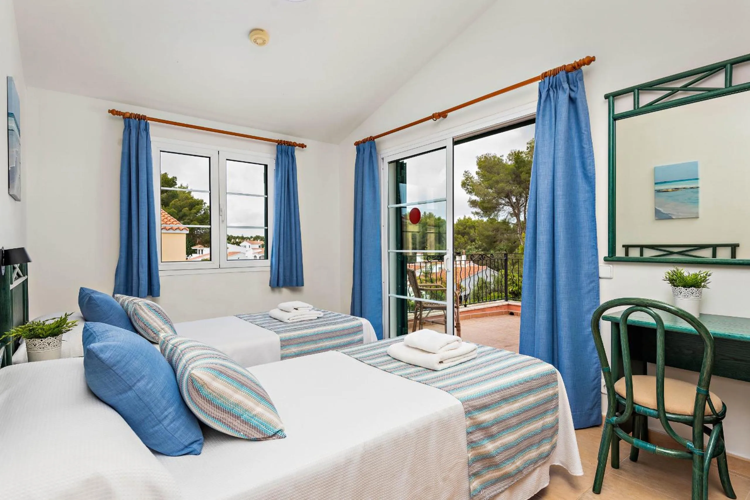 Bed in Villas Cala Galdana