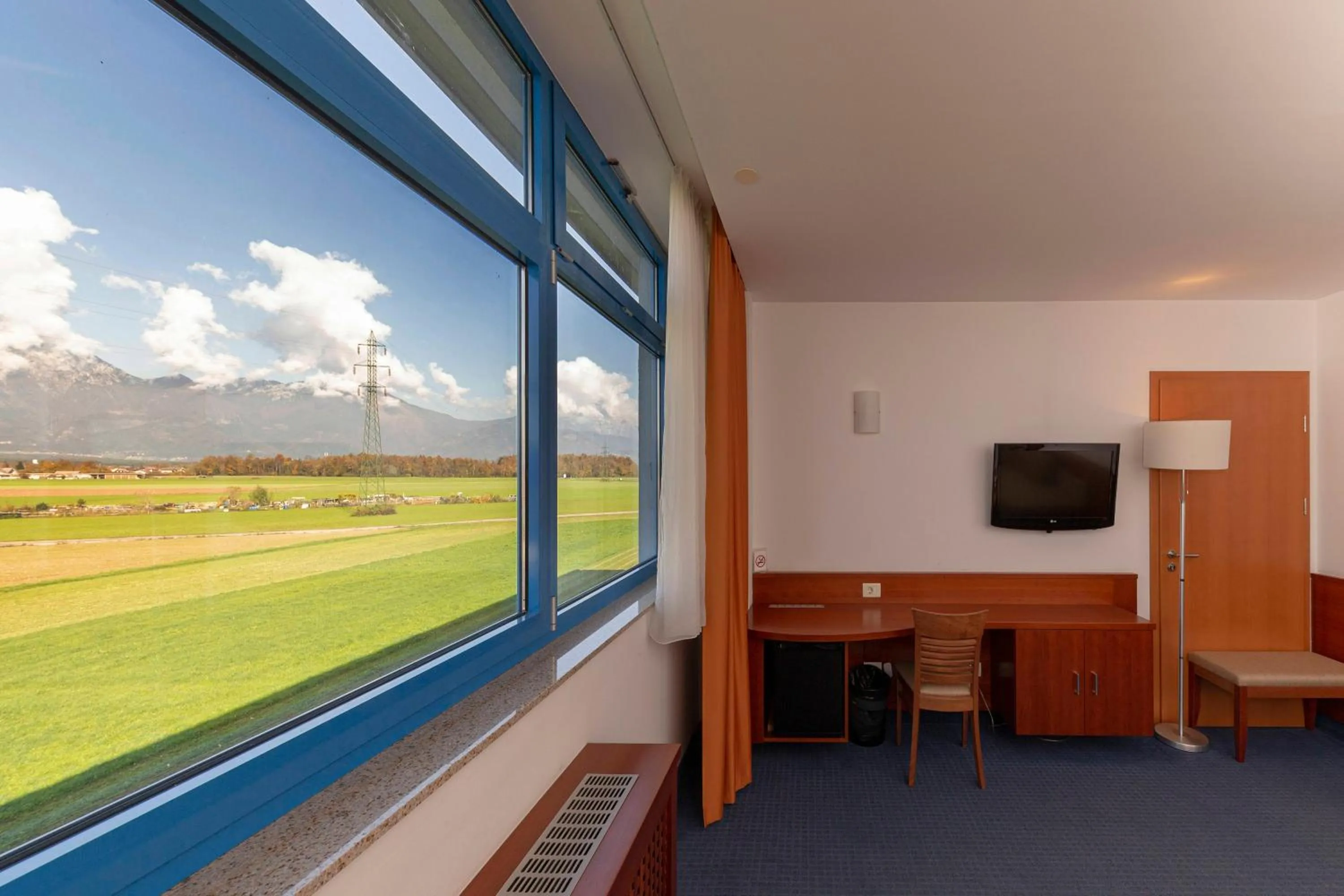 TV and multimedia in Garni Hotel Azul