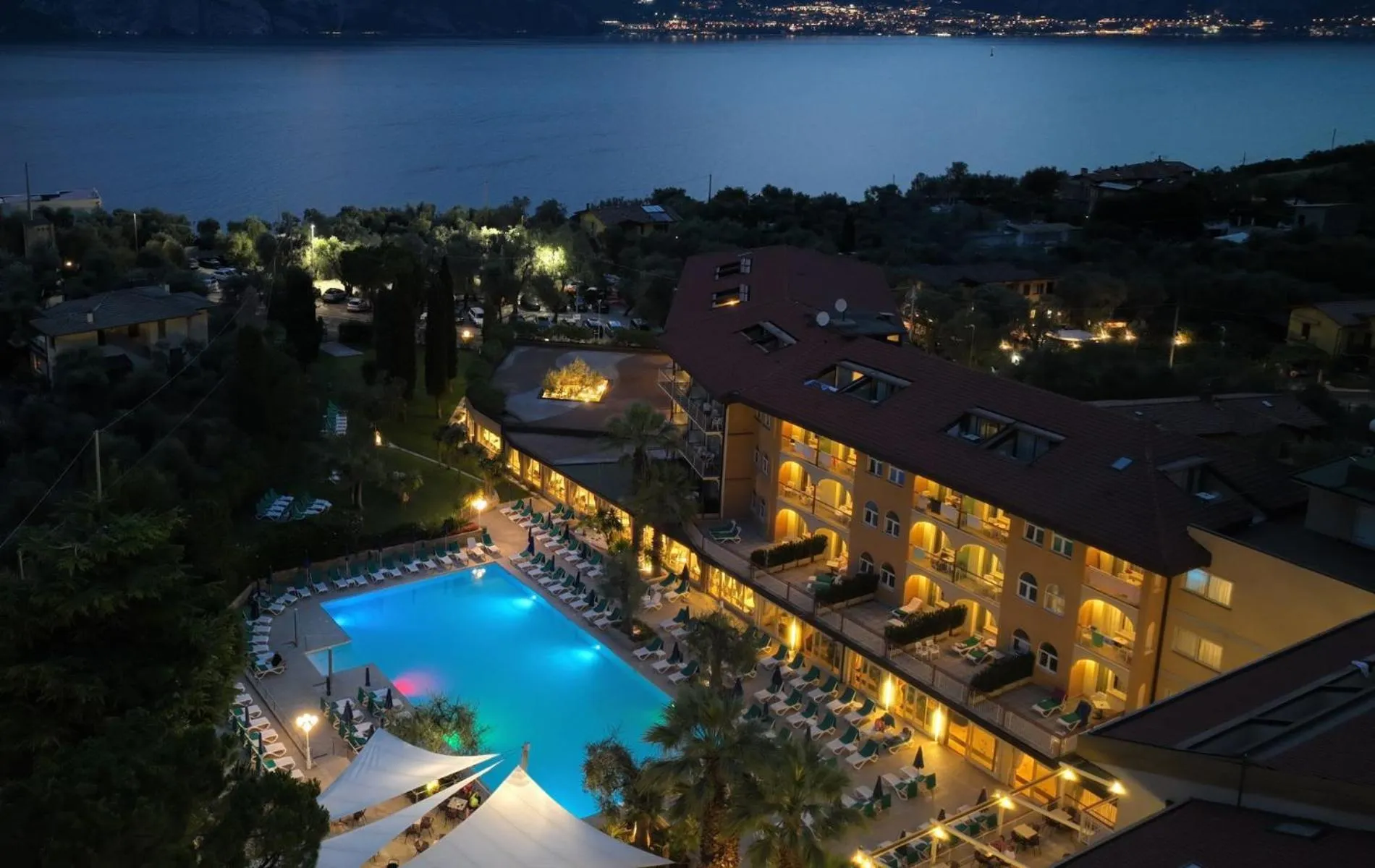 Bird's eye view in Majestic Palace