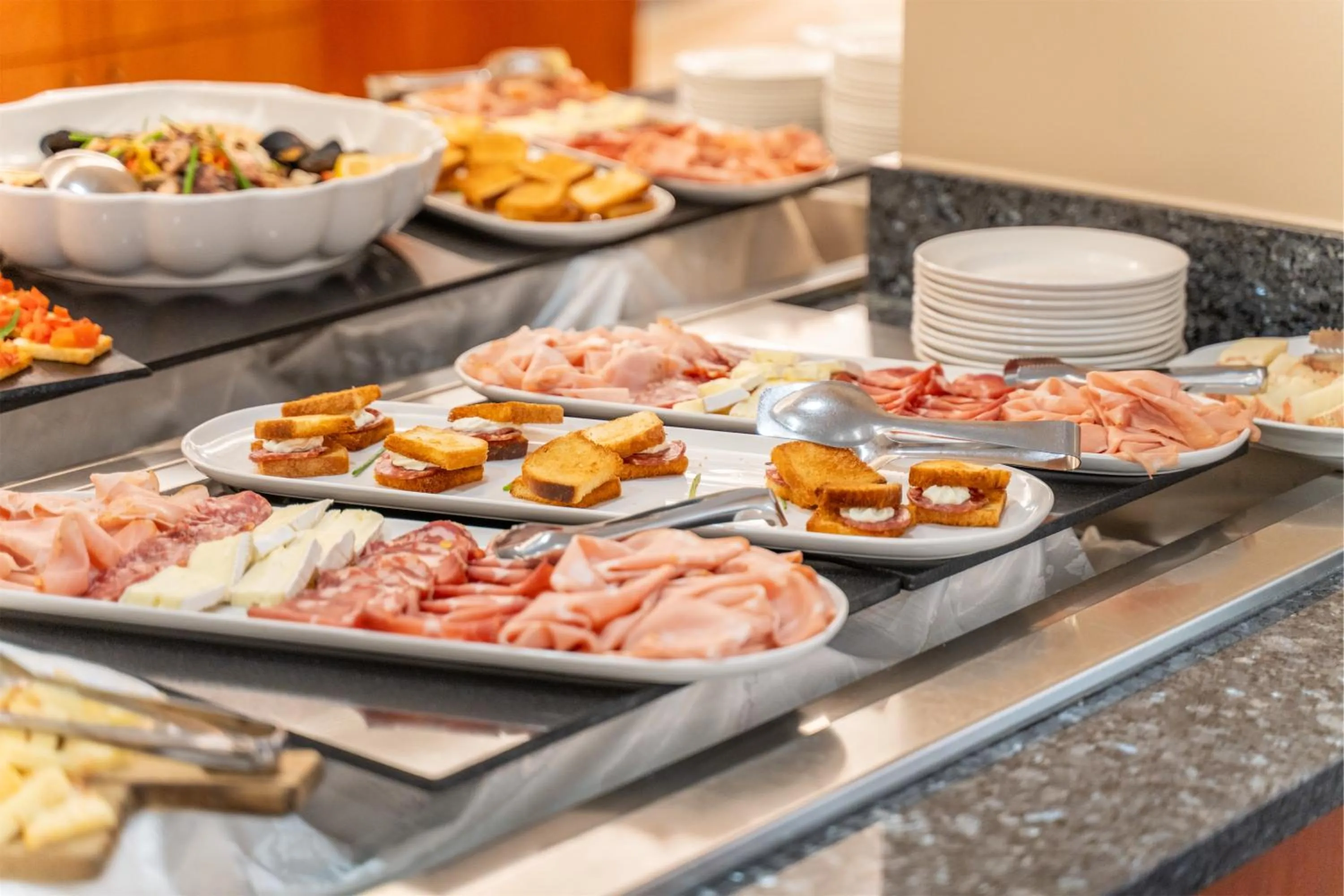 Food in Majestic Palace