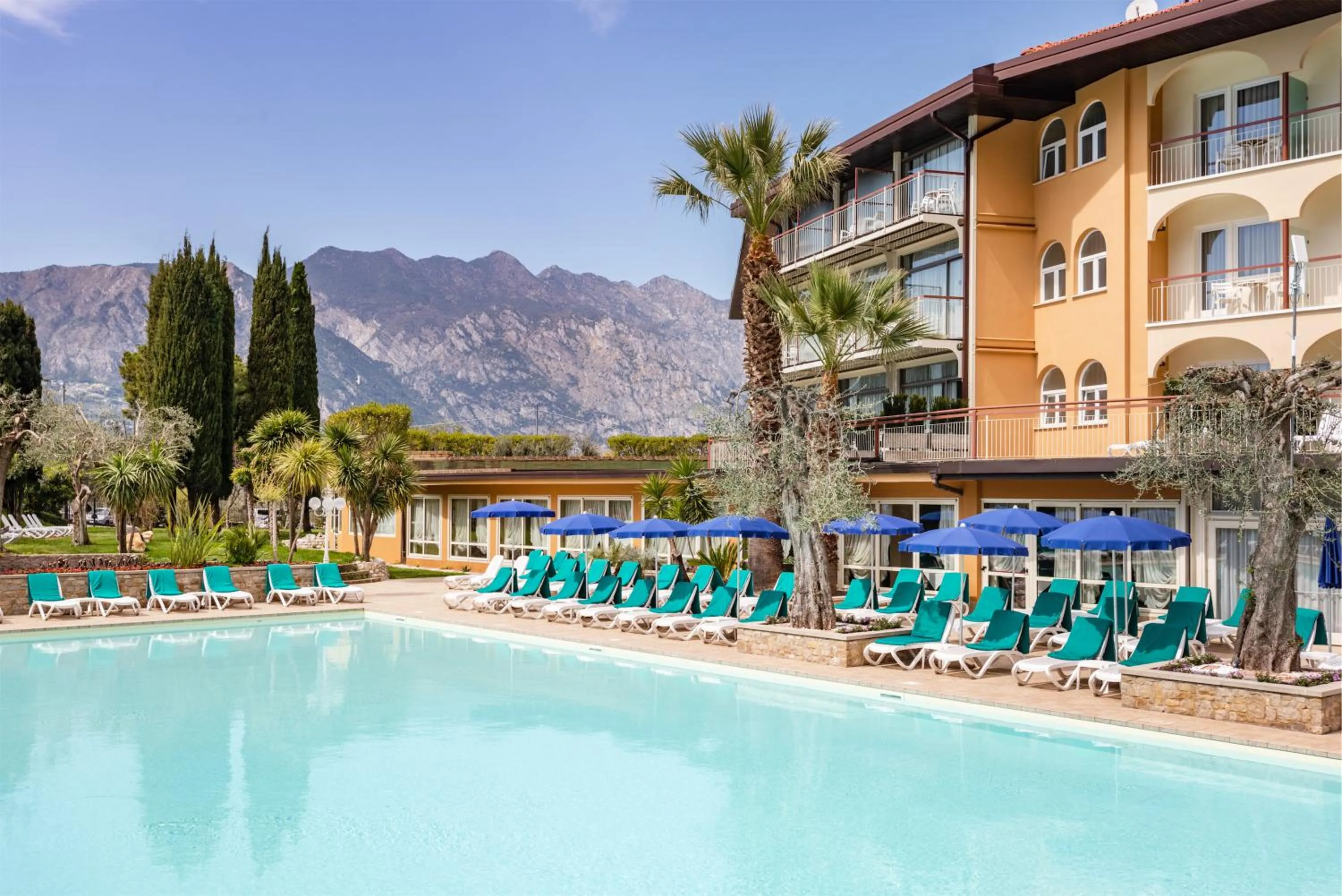 Swimming pool in Majestic Palace