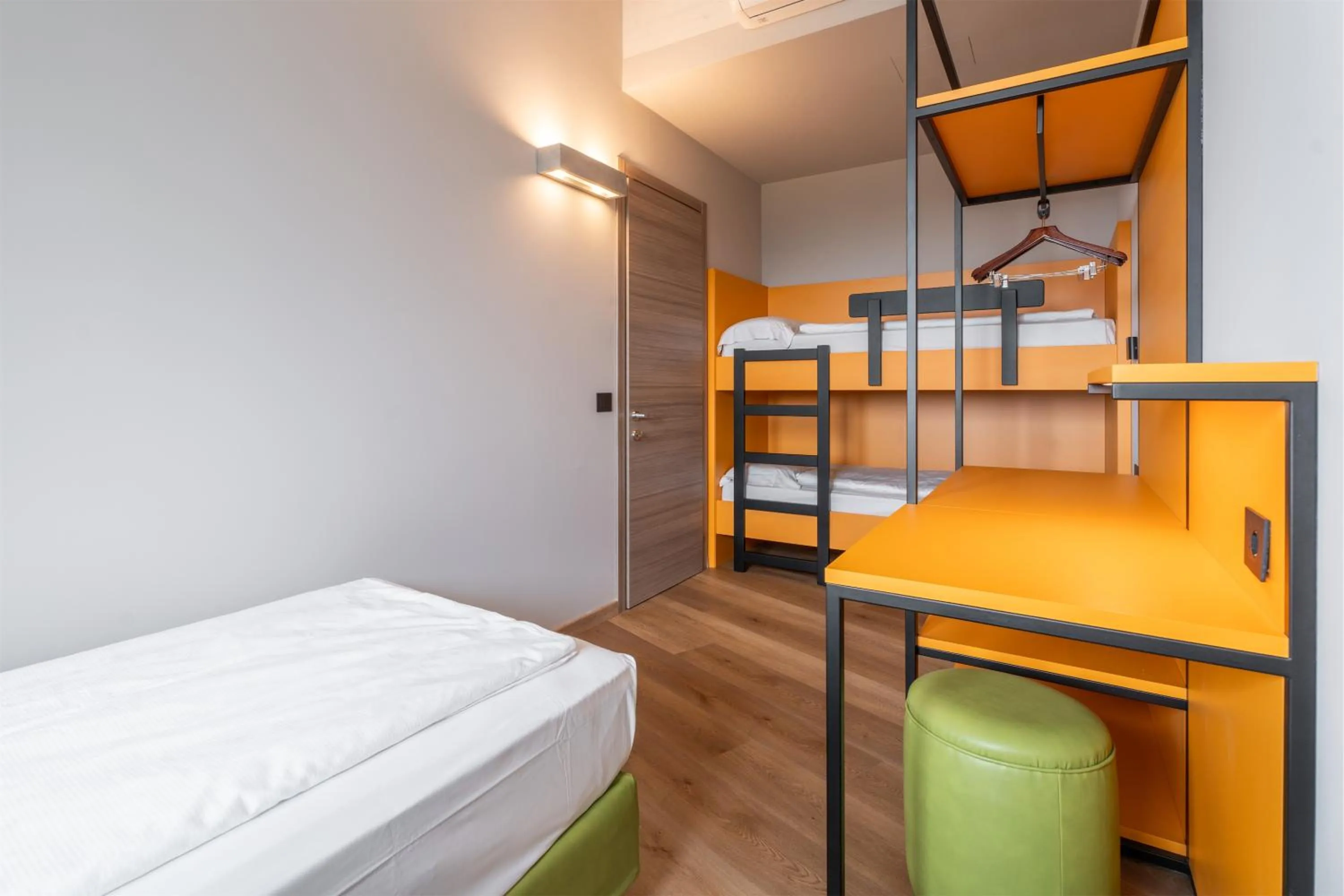 Bedroom, Bed in Majestic Palace