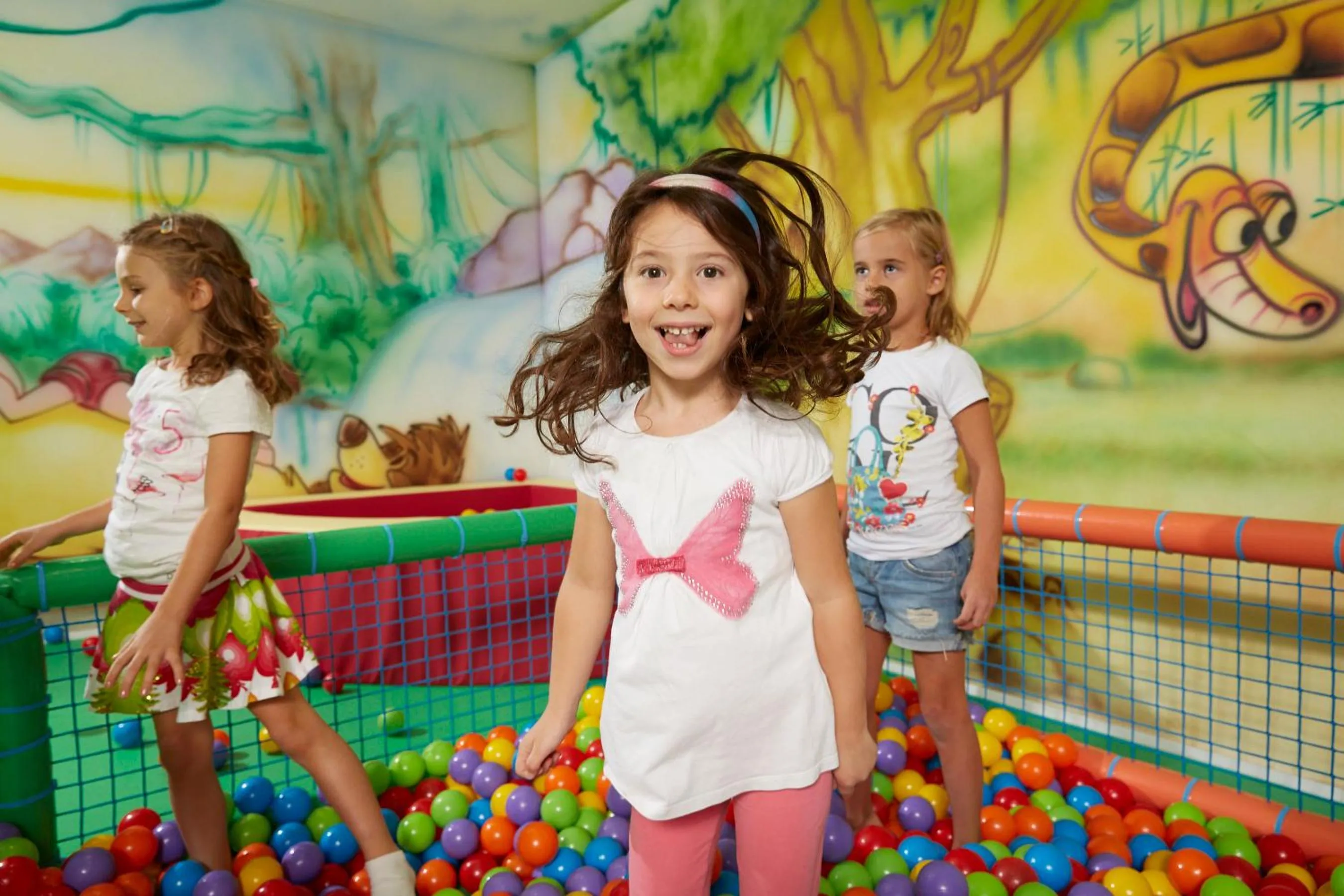 Kids's club in Majestic Palace