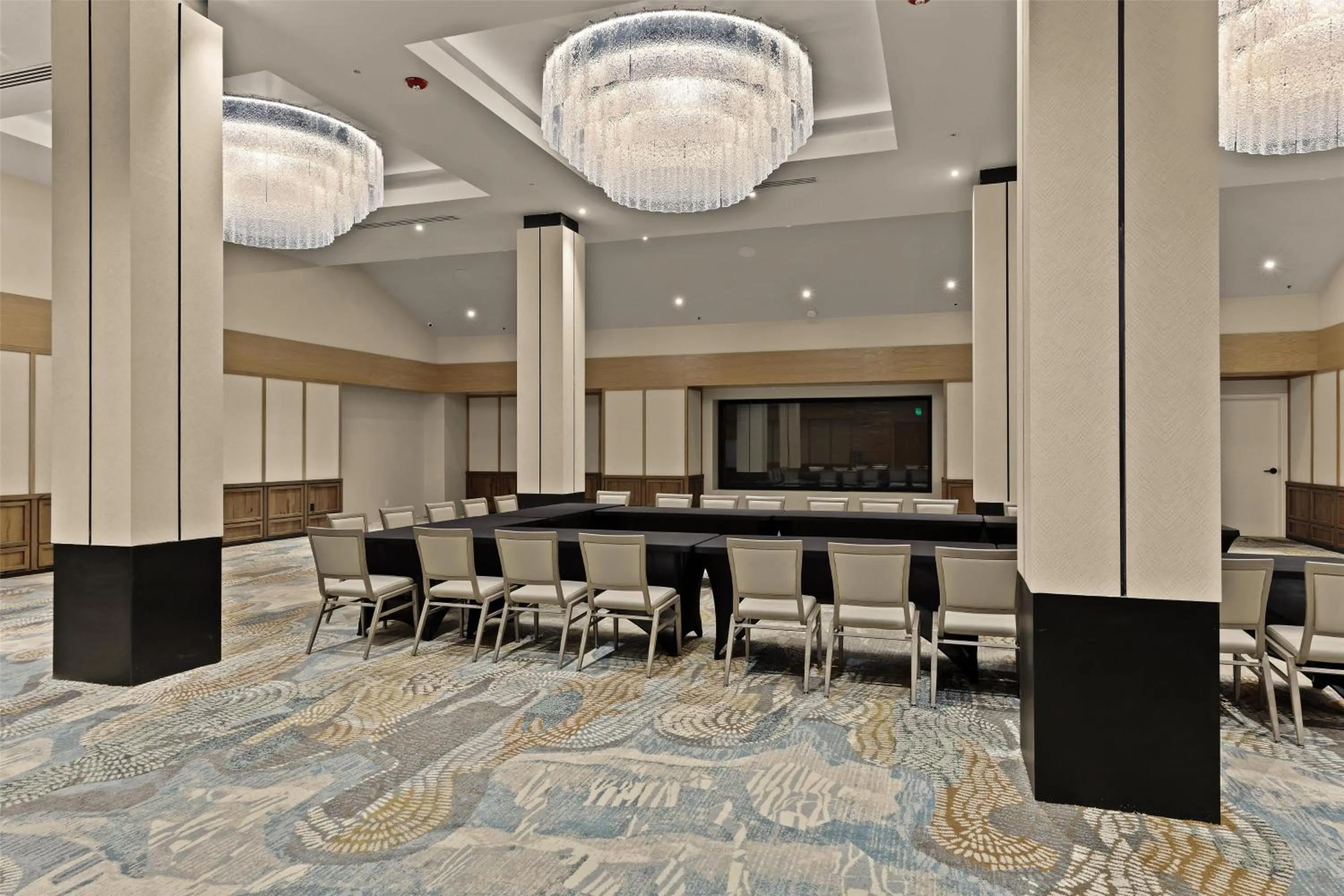 Meeting/conference room in Hotel De Novo Springdale, Tapestry Collection by Hilton