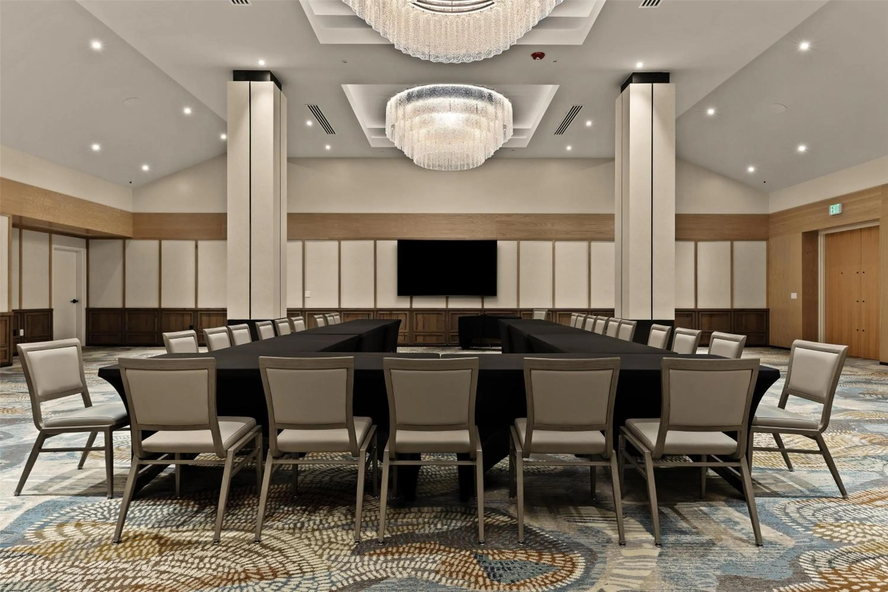 Meeting/conference room in Hotel De Novo Springdale, Tapestry Collection by Hilton
