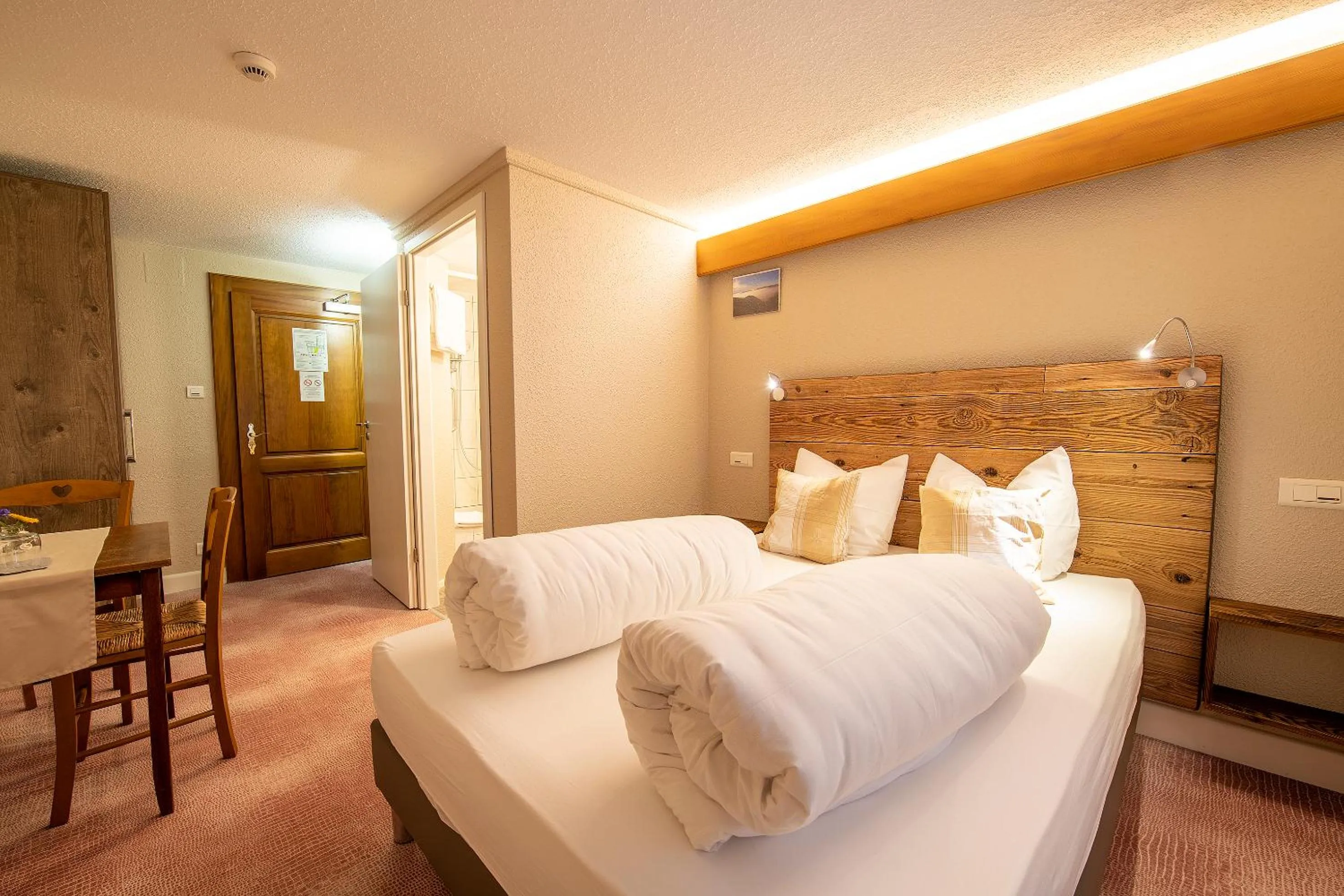 Bed in Hôtel Restaurant Valneige