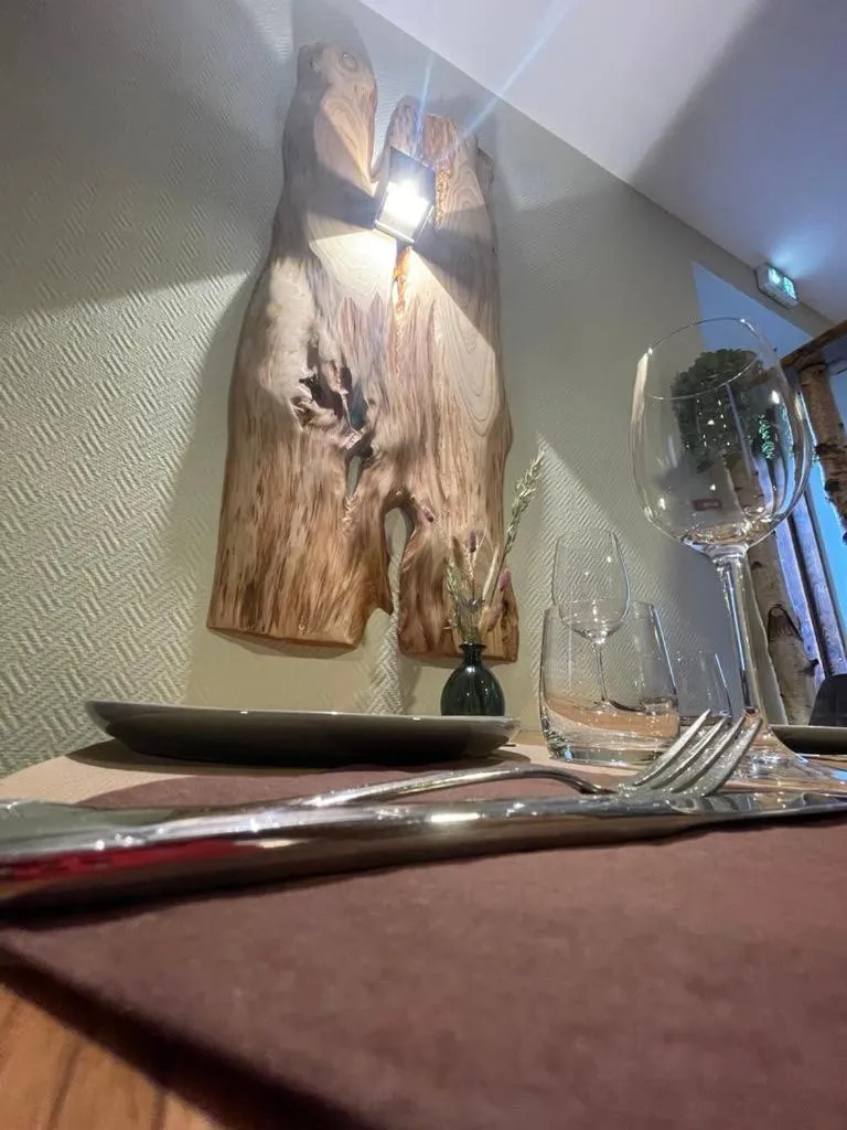 Restaurant/places to eat in Hôtel Restaurant Valneige