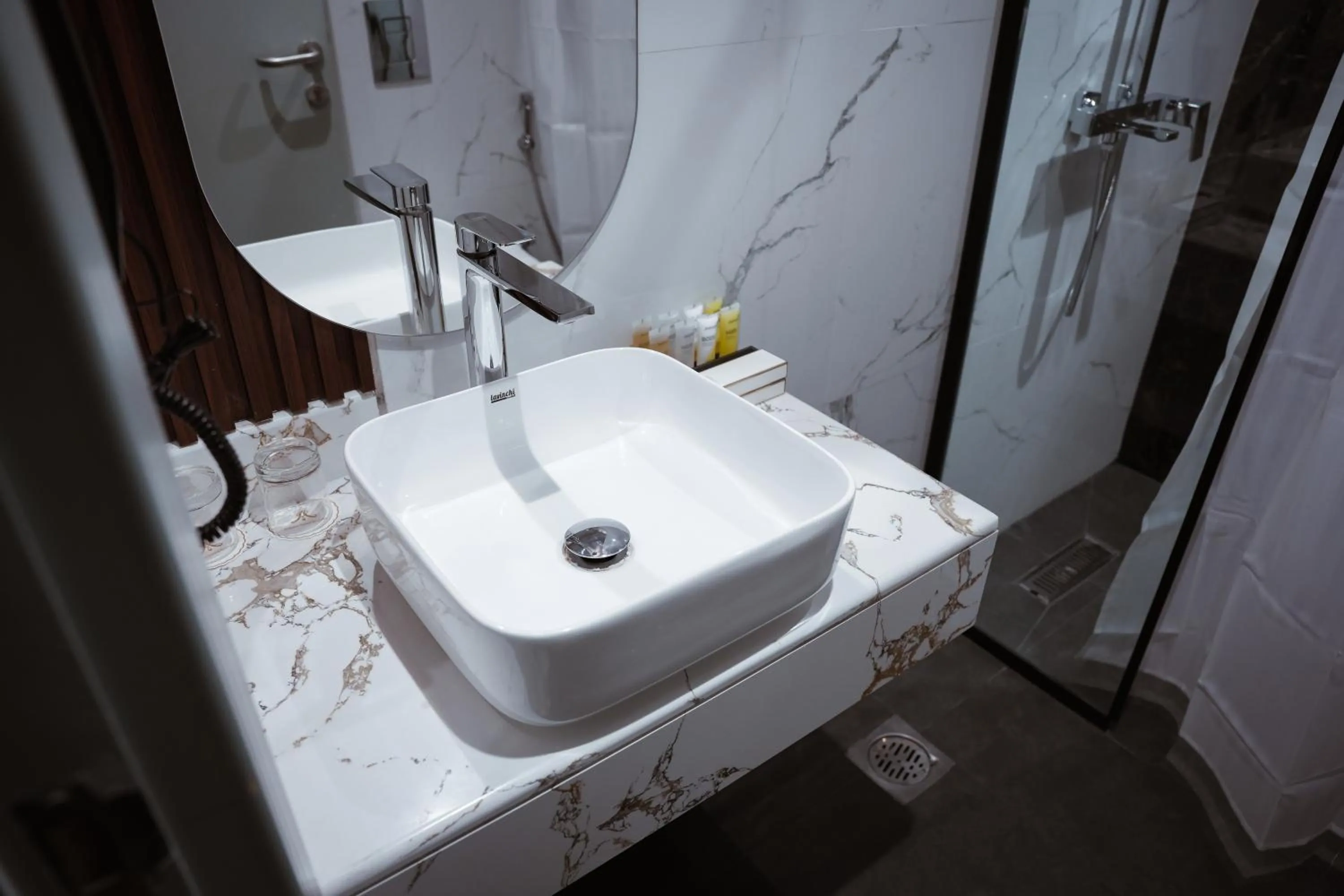 Bathroom in Al Mansour Plaza Hotel