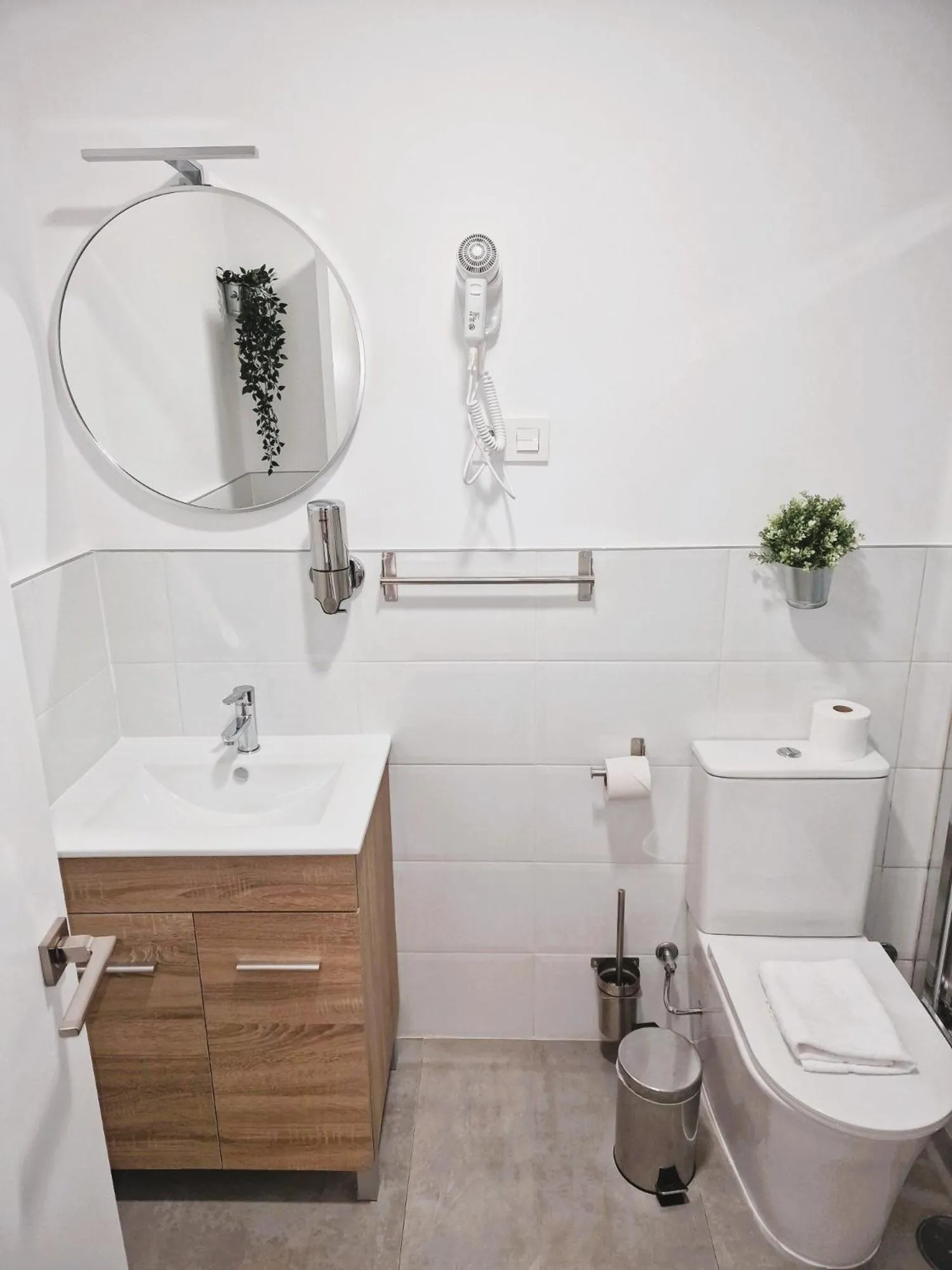 Bathroom in Hostal Comercial