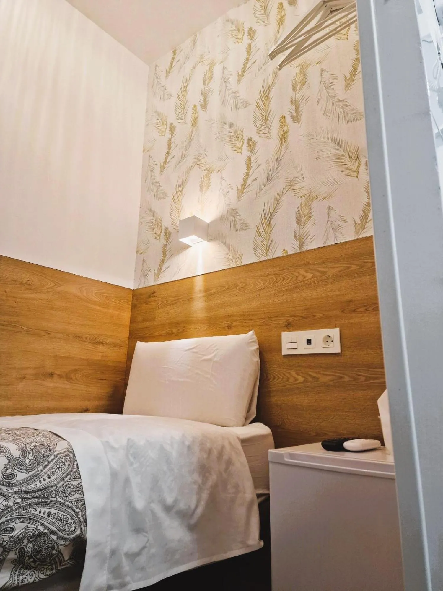 Bedroom, Bed in Hostal Comercial