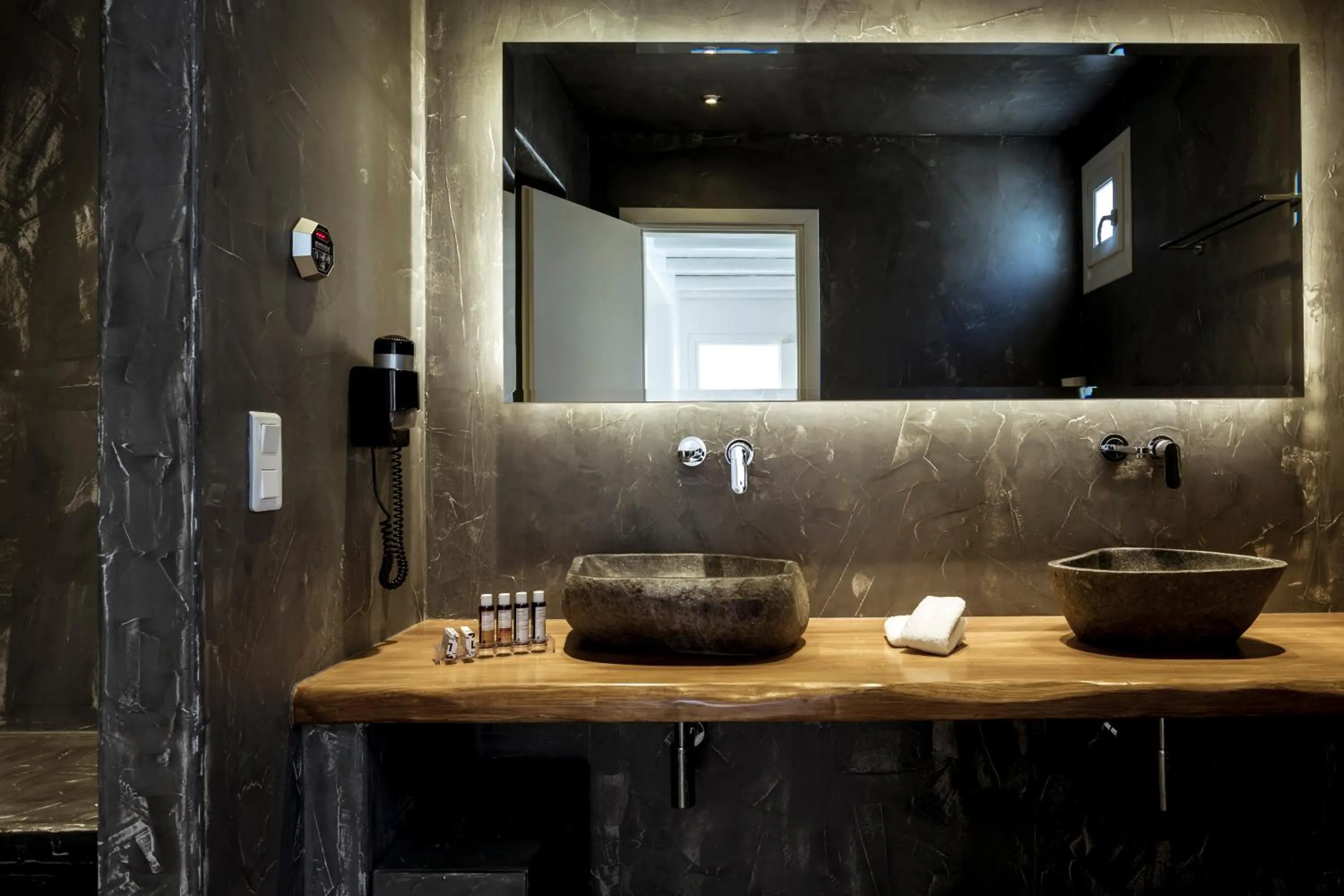 Bathroom in Naxian Collection - Small Luxury Hotel of the World