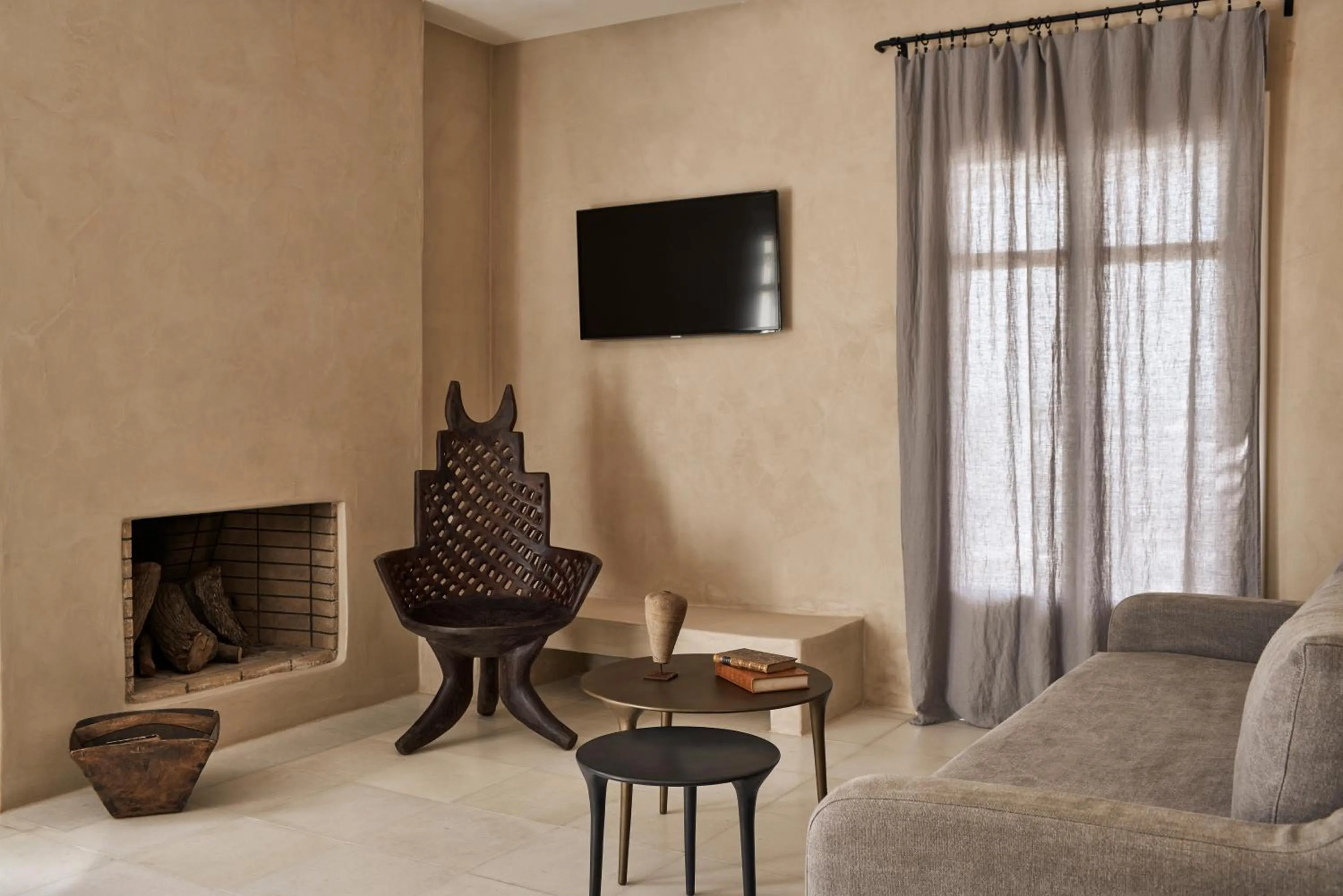 TV and multimedia in Naxian Collection - Small Luxury Hotel of the World