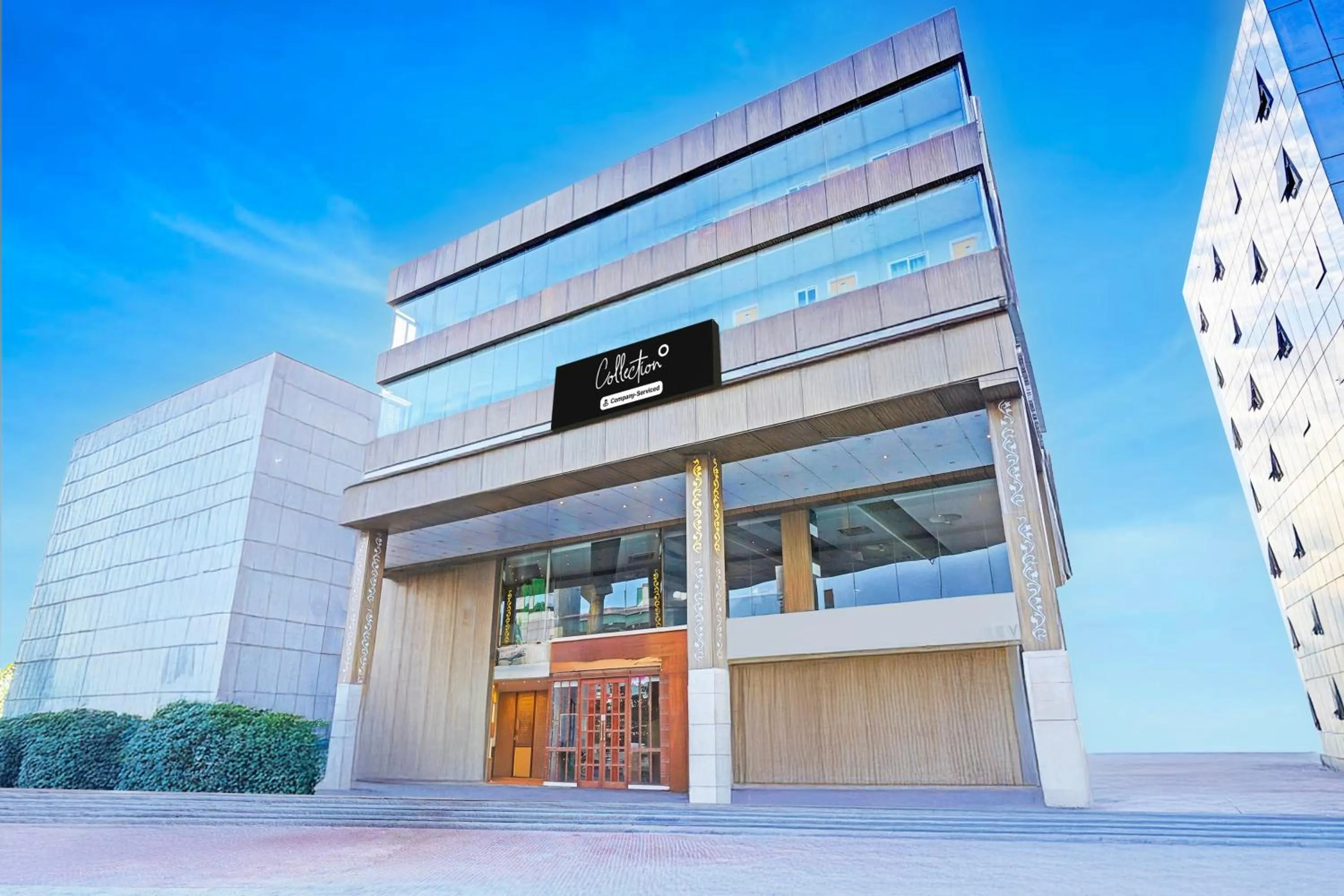 Facade/entrance in Super Collection O Marathahalli Formerly Krishna Boutique