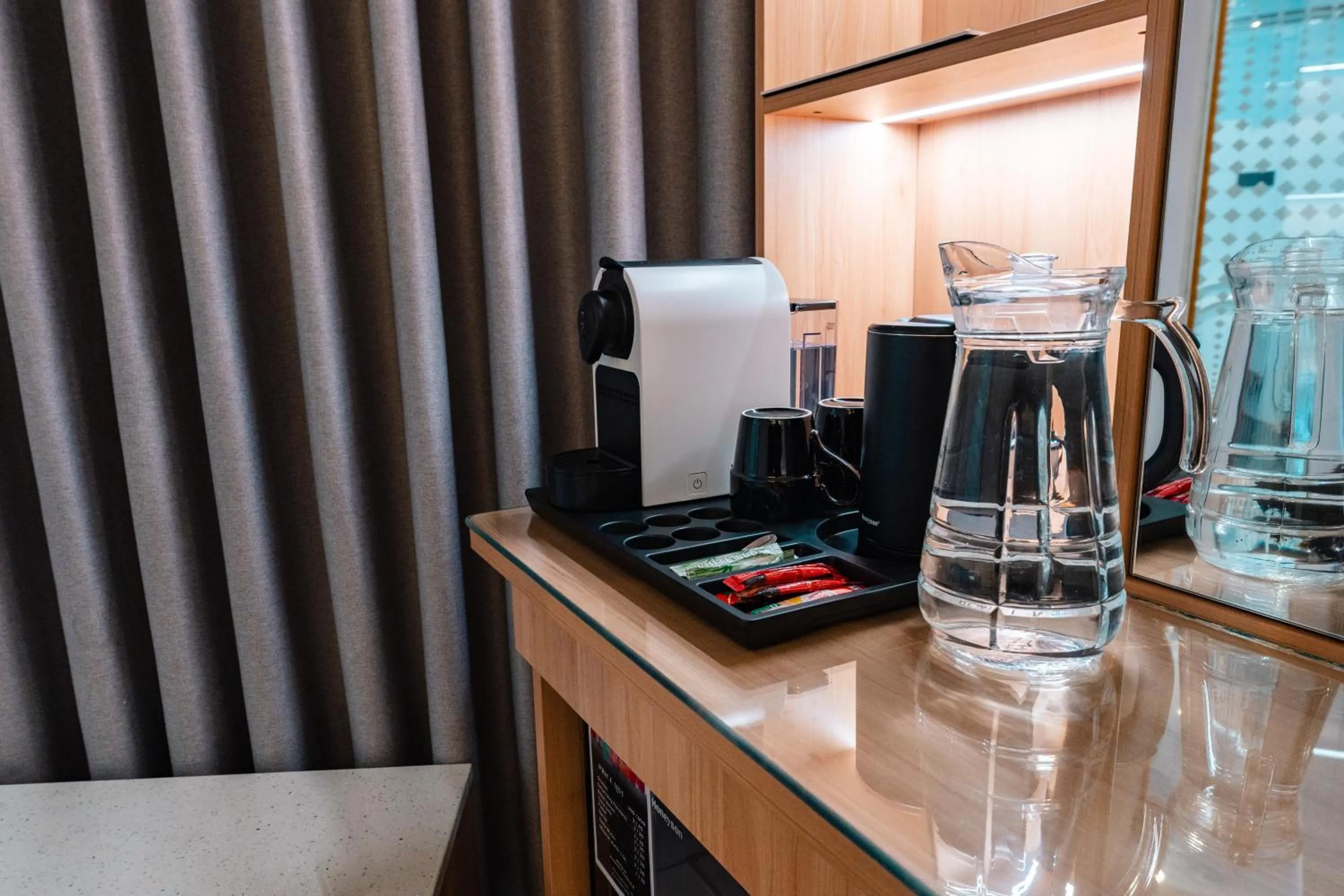 Coffee/tea facilities in Hotel Star Shell