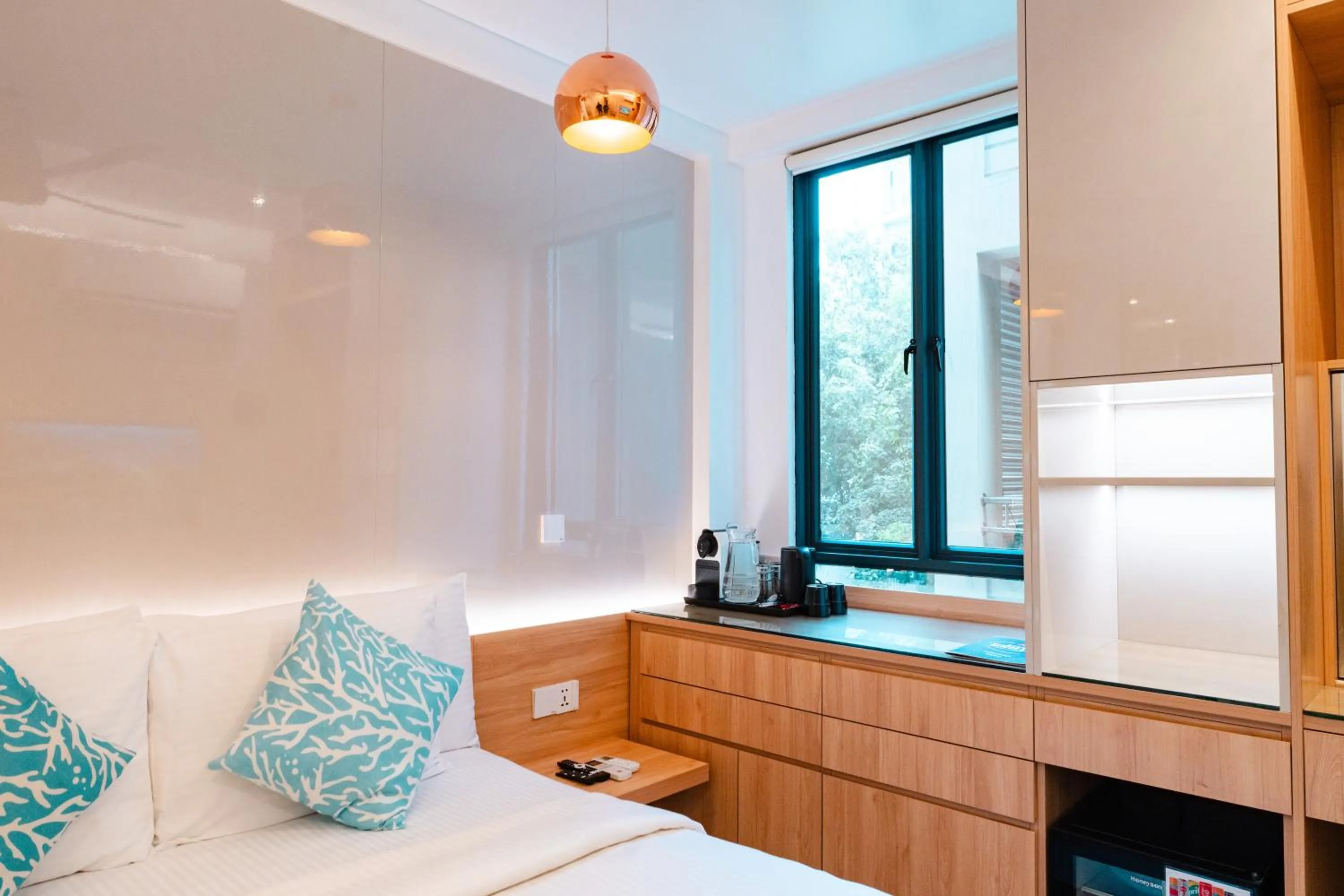 View (from property/room), Bed in Hotel Star Shell