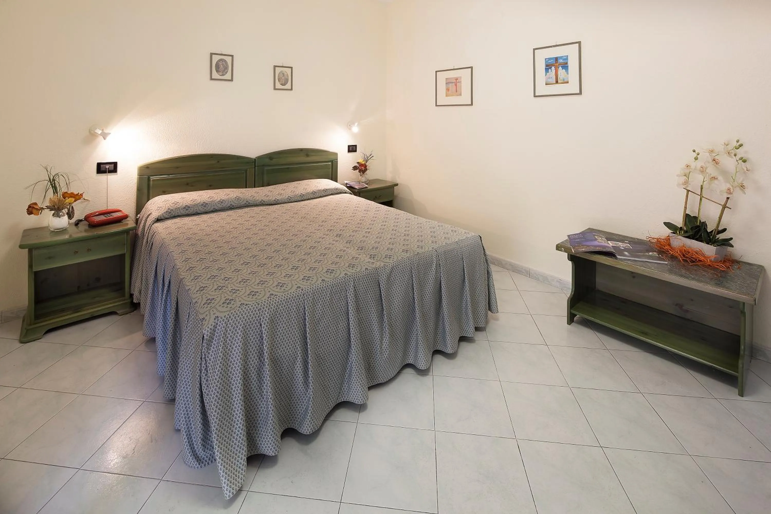 Bed in Sorriso Thermae Resort & Spa