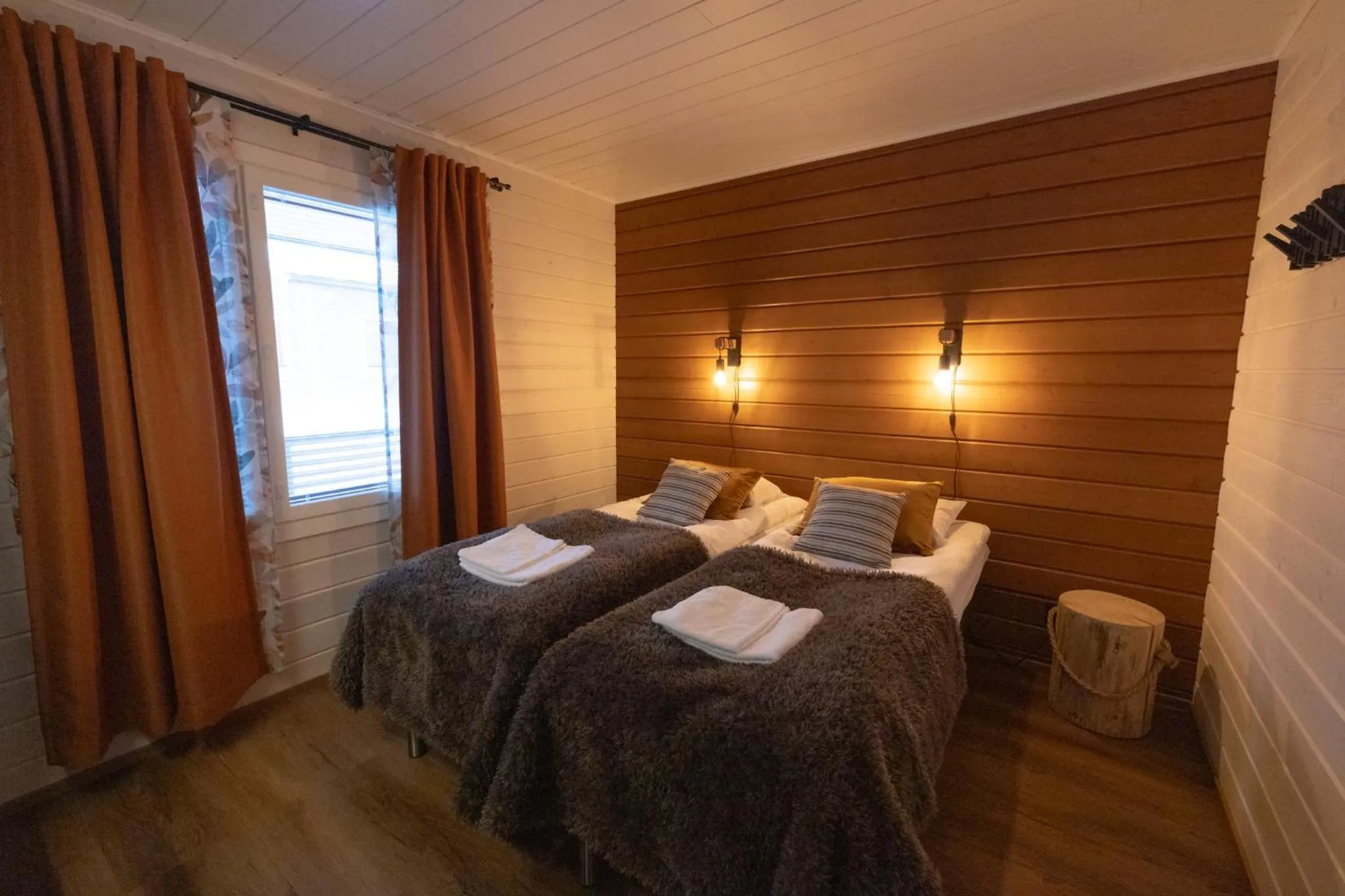 Bedroom, Bed in Sallatunturin Tuvat