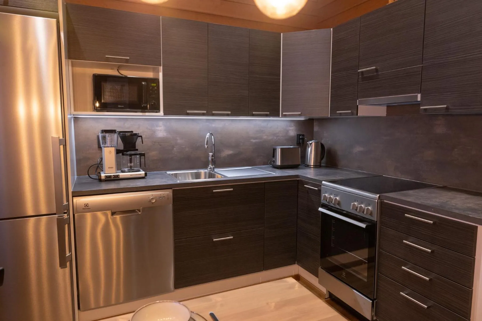 kitchen in Sallatunturin Tuvat