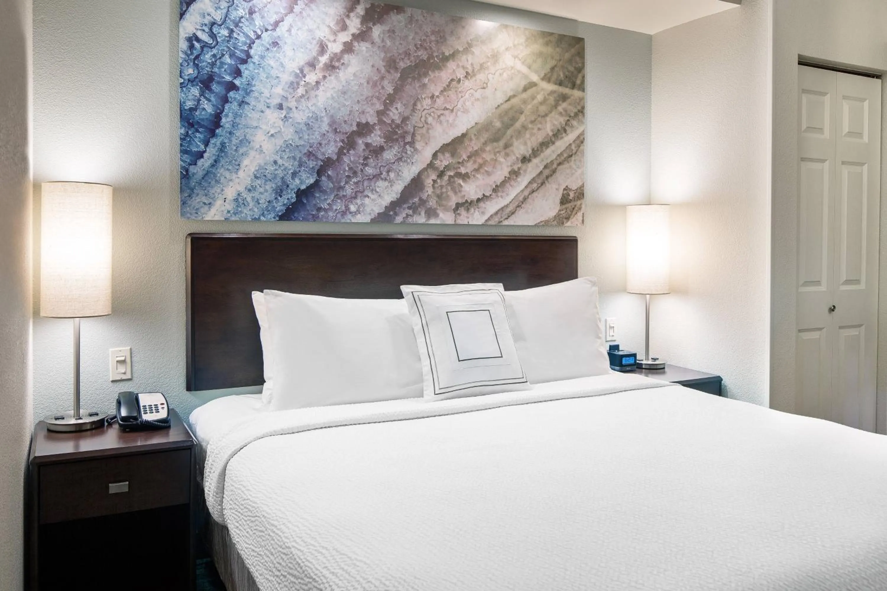 Bedroom, Bed in SpringHill Suites Bakersfield
