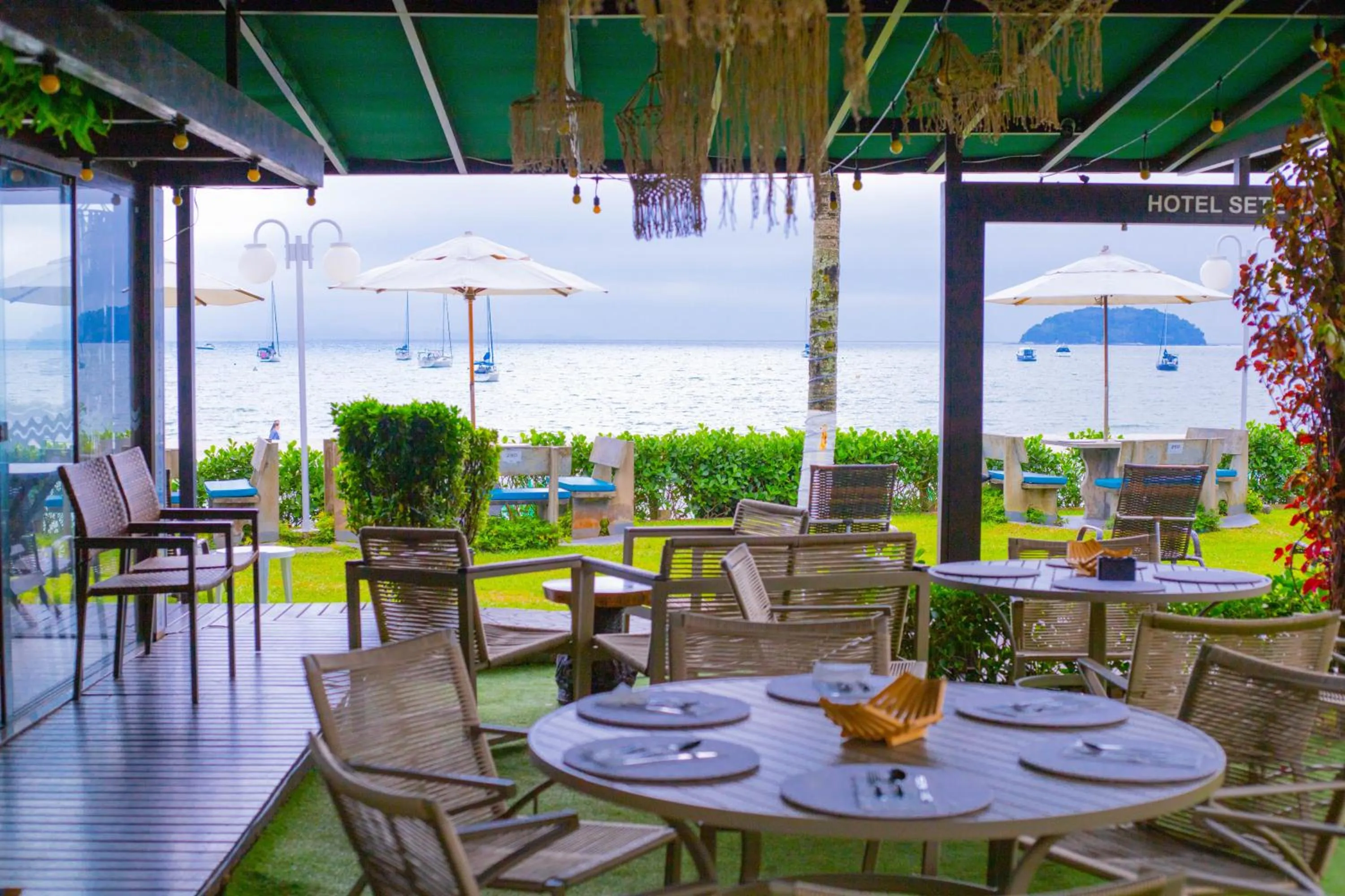 Restaurant/places to eat in Hotel Sete Ilhas
