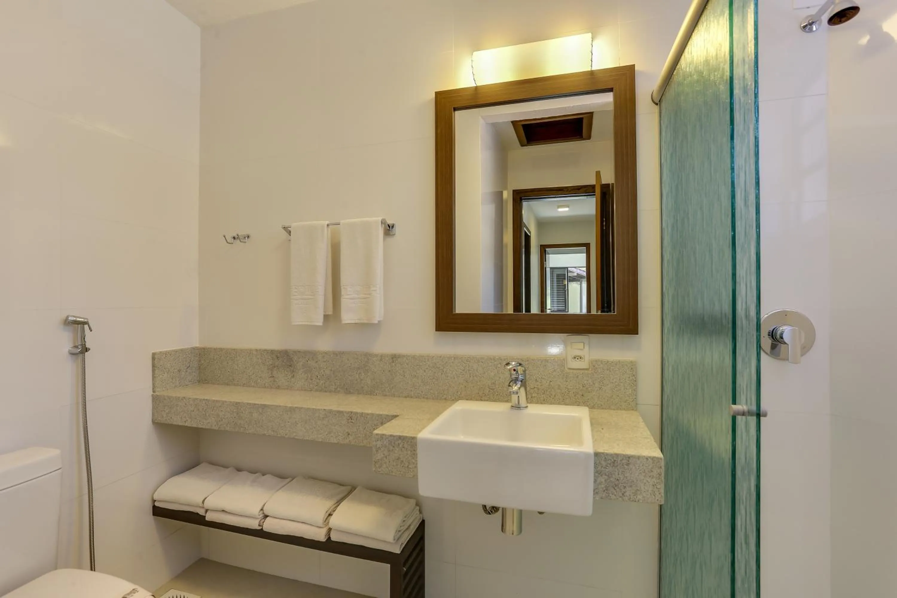 Toilet in Hotel Sete Ilhas