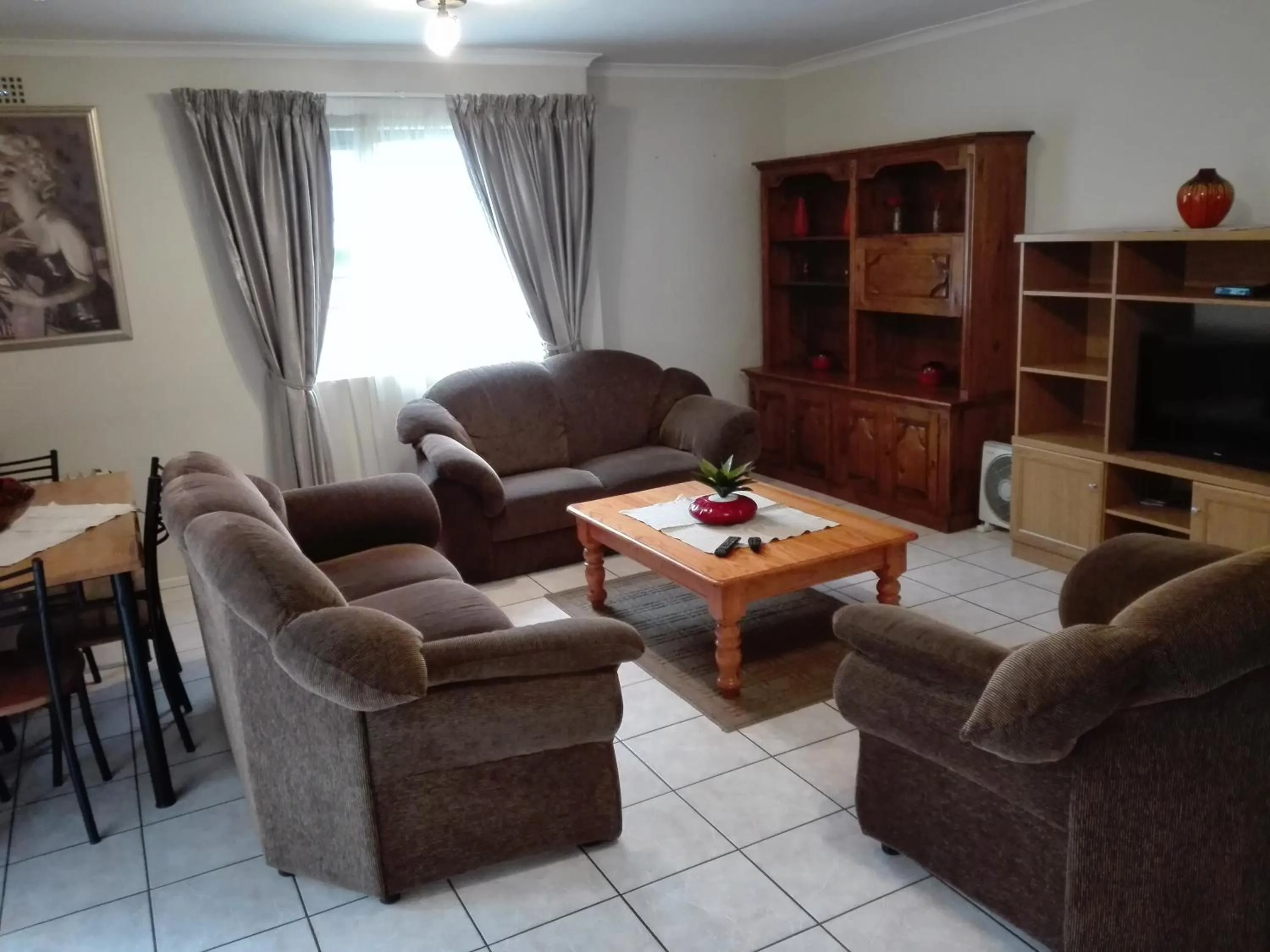 Serengeti Self Catering Units