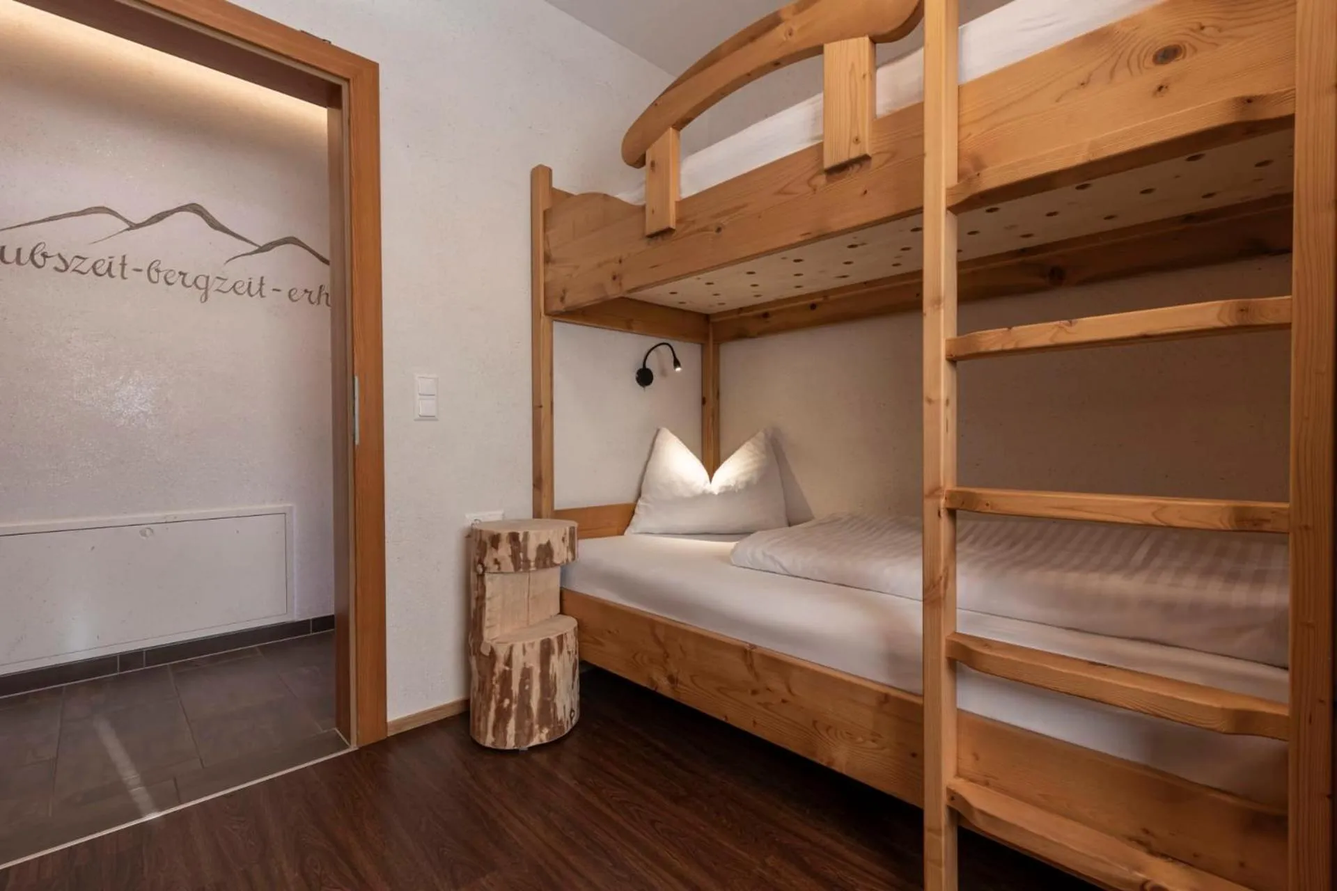 Bed in ALPENAPART LADIS ehemals Alpenapart Alexander