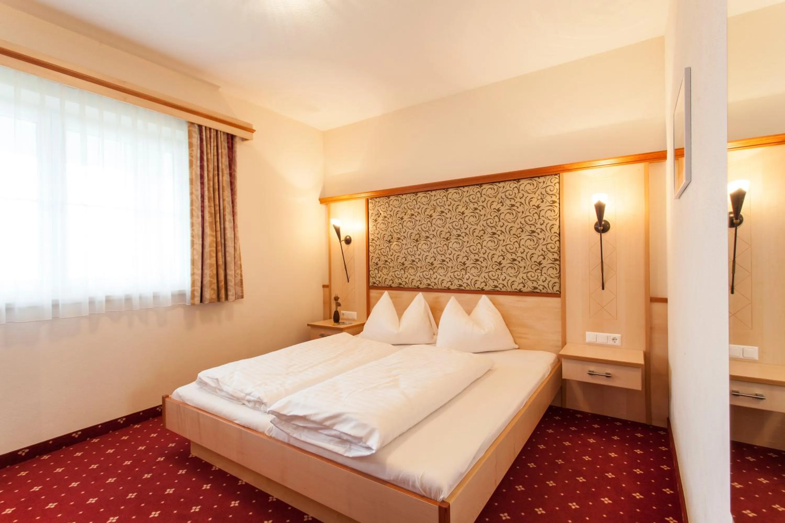 Bedroom, Bed in ALPENAPART LADIS ehemals Alpenapart Alexander